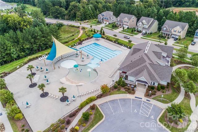 406 Livingston Drive — Lancaster