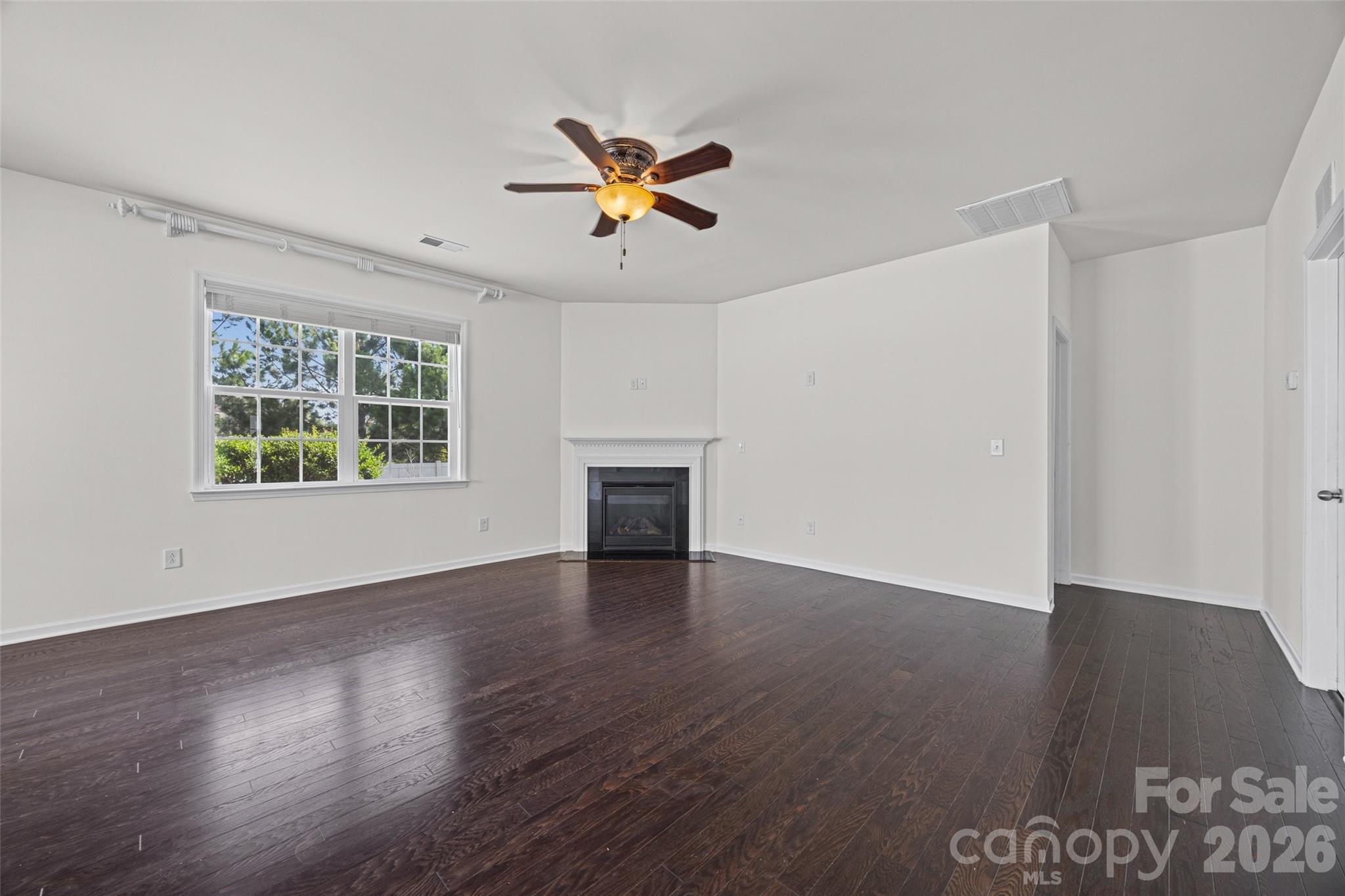 406 Livingston Drive — Lancaster