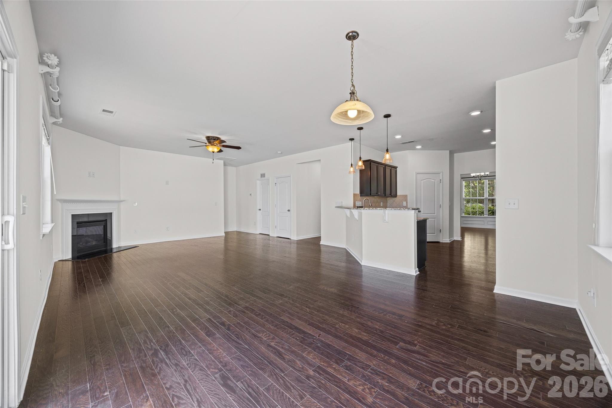 406 Livingston Drive — Lancaster