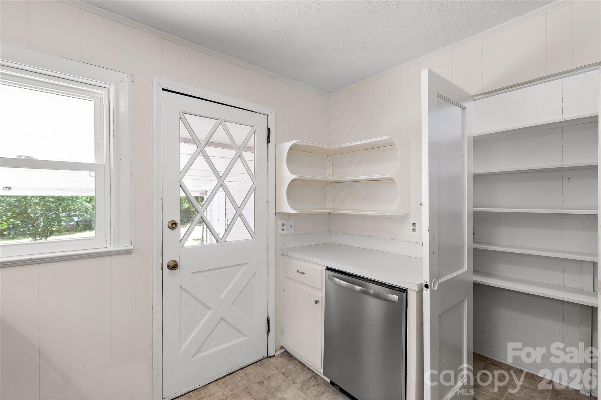 803 N Weldon Street — Gastonia