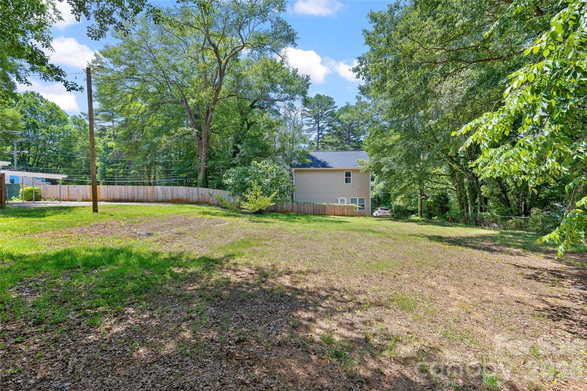 803 N Weldon Street — Gastonia