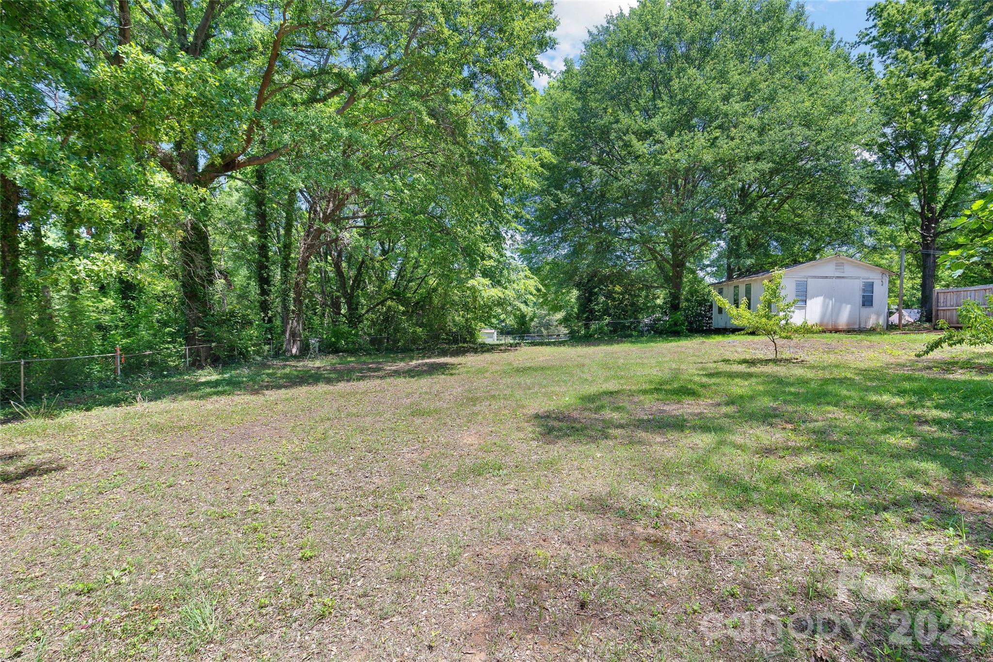 803 N Weldon Street — Gastonia