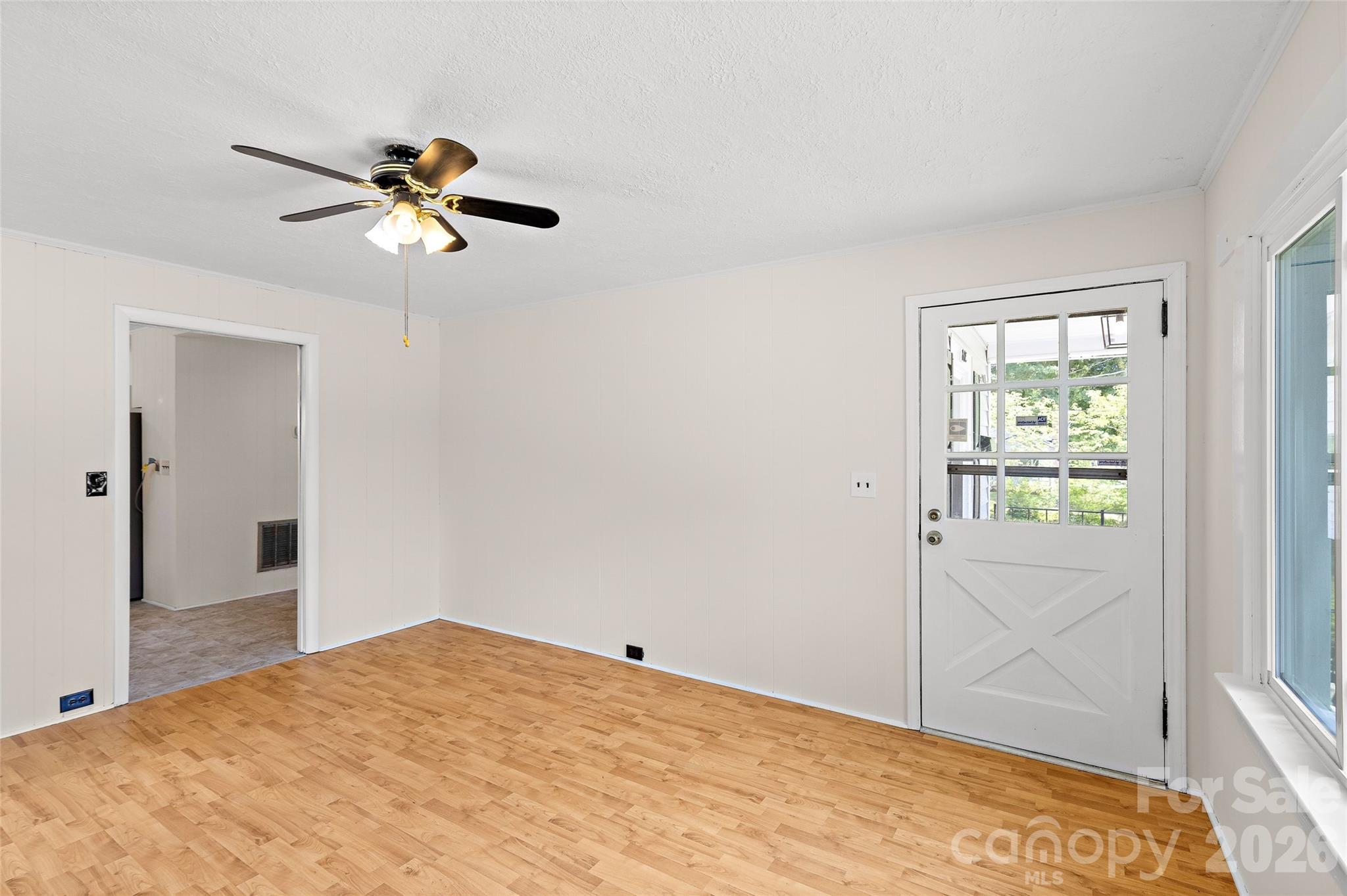 803 N Weldon Street — Gastonia
