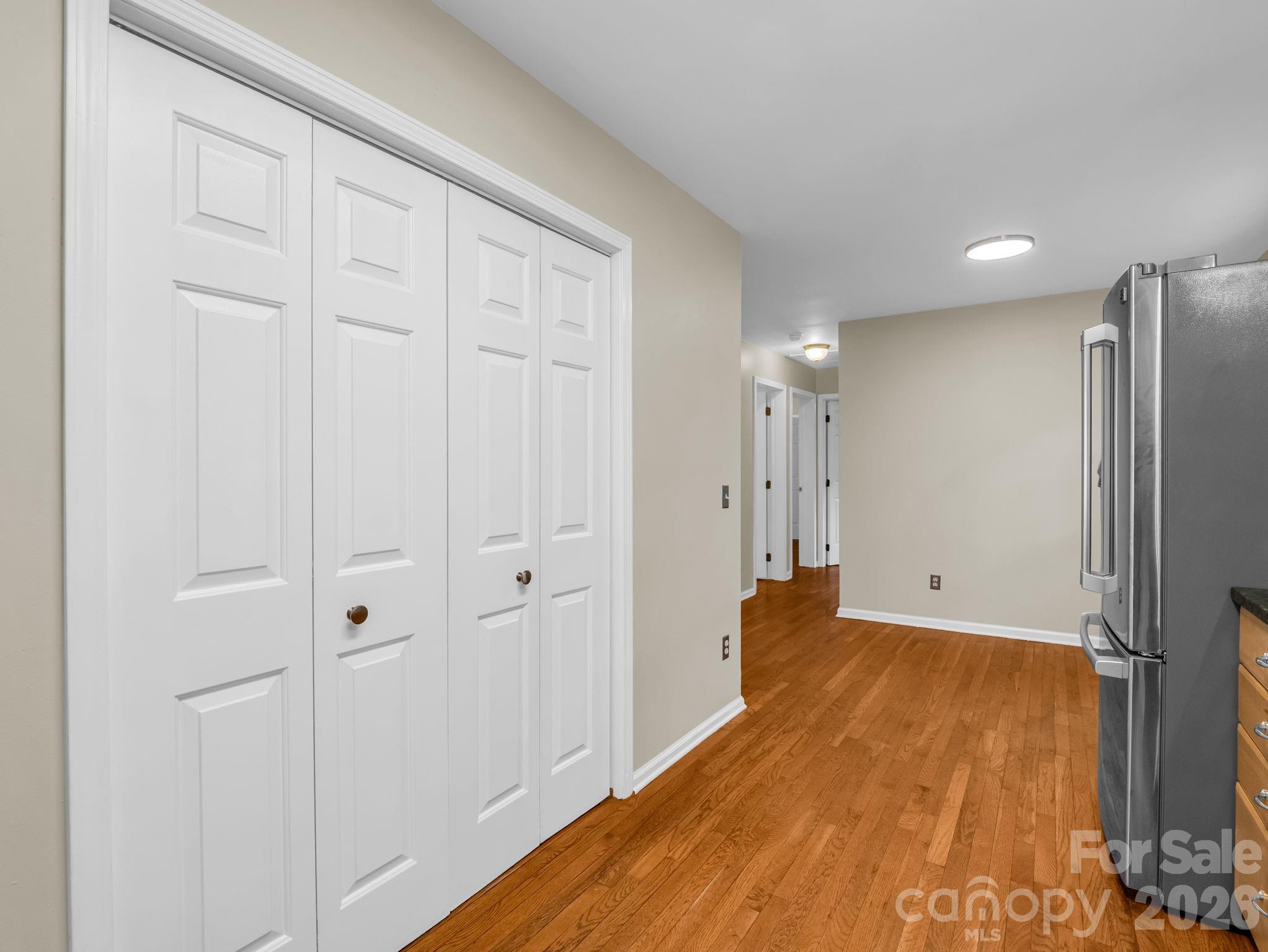 30 Lake Forest Lane — Hendersonville