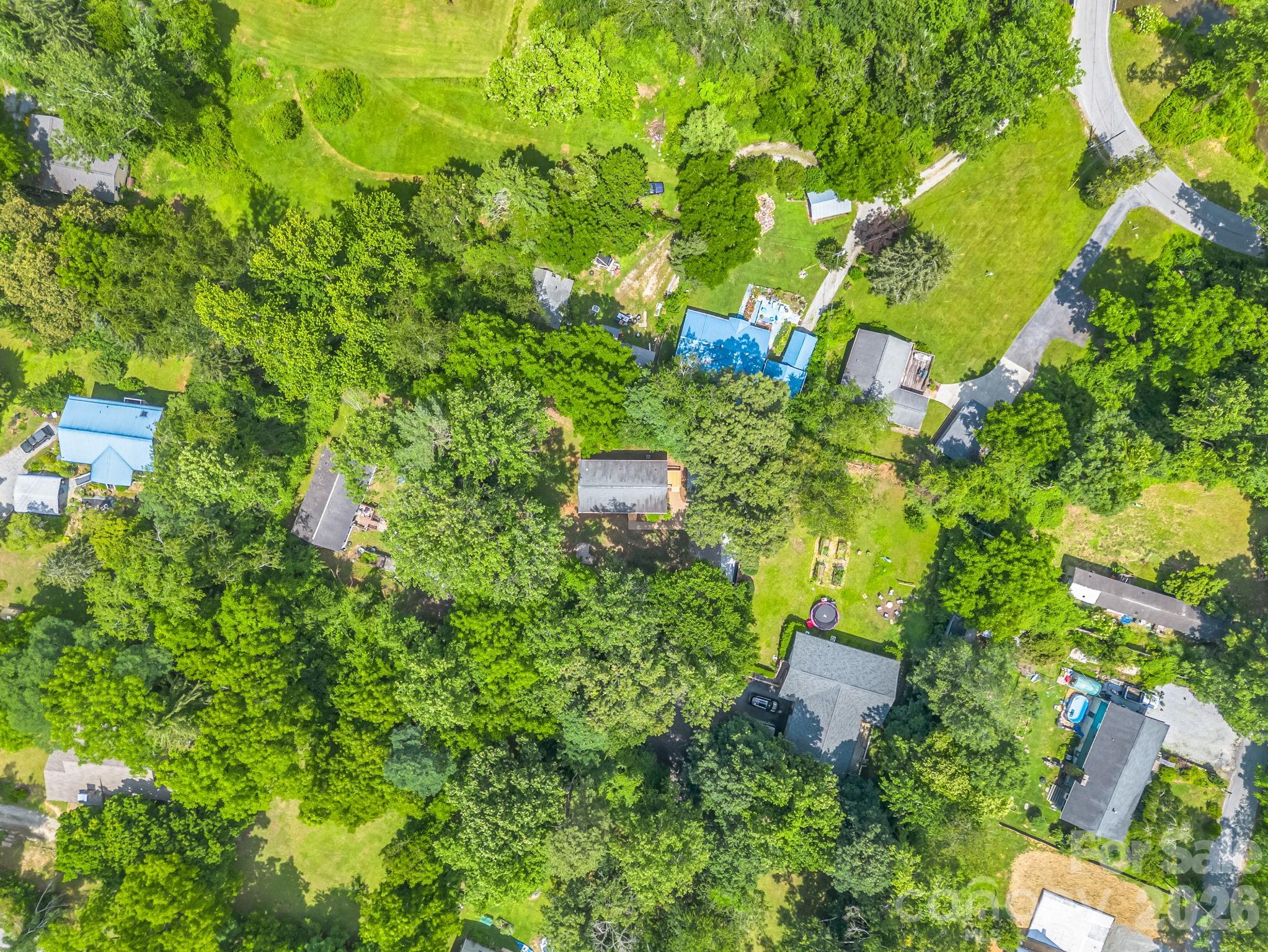 30 Lake Forest Lane — Hendersonville