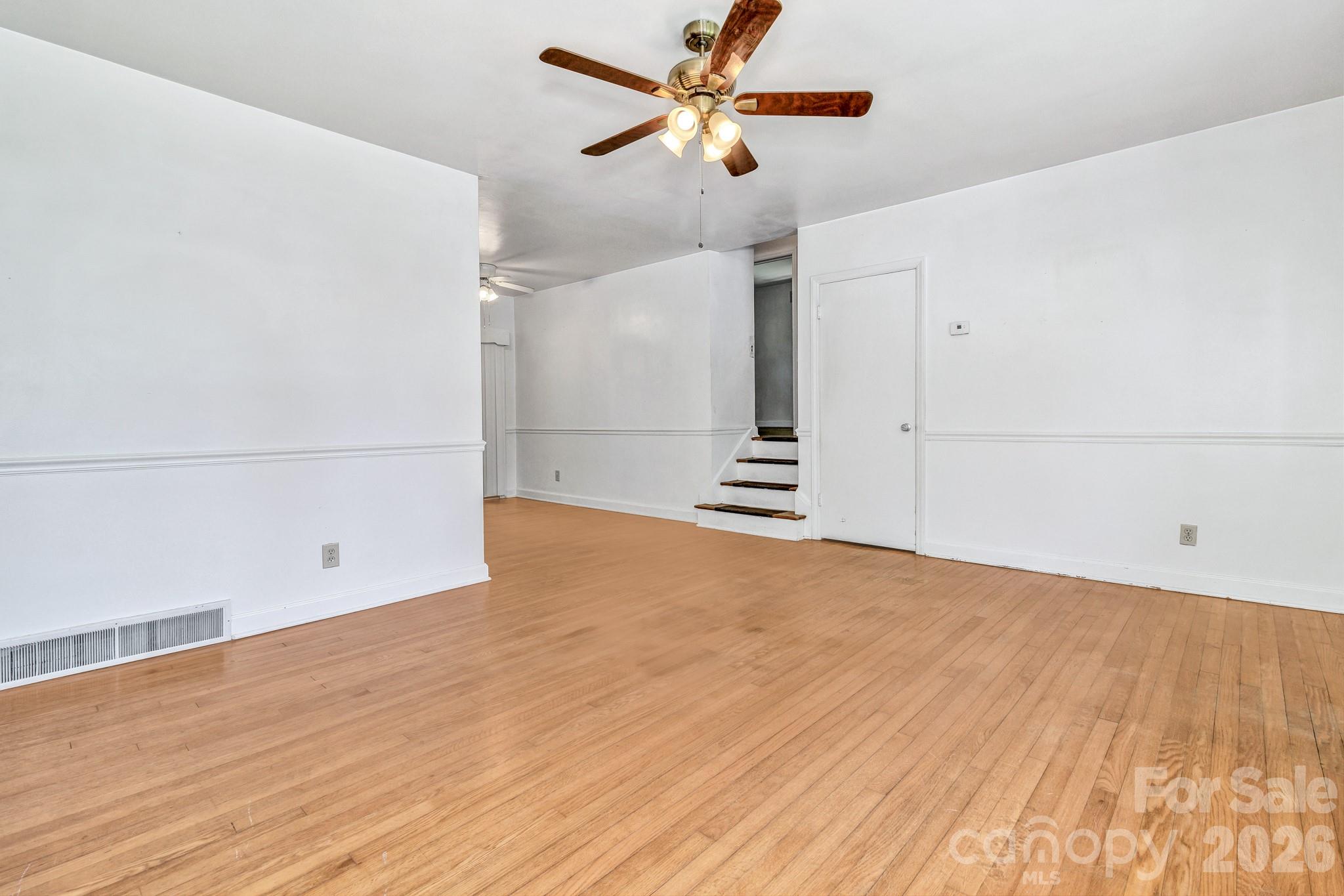 907 W Blue Ridge Road — East Flat Rock