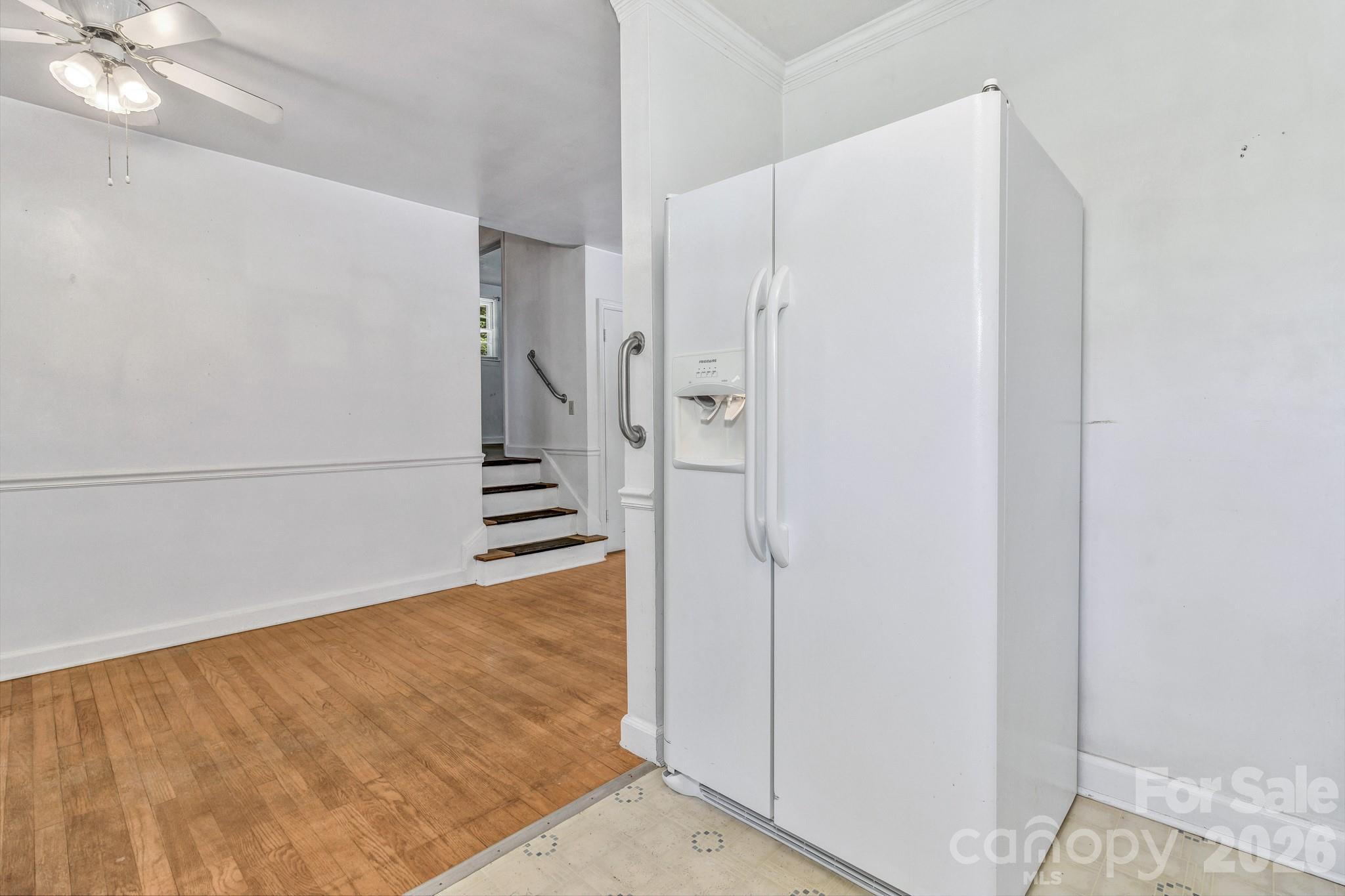 907 W Blue Ridge Road — East Flat Rock