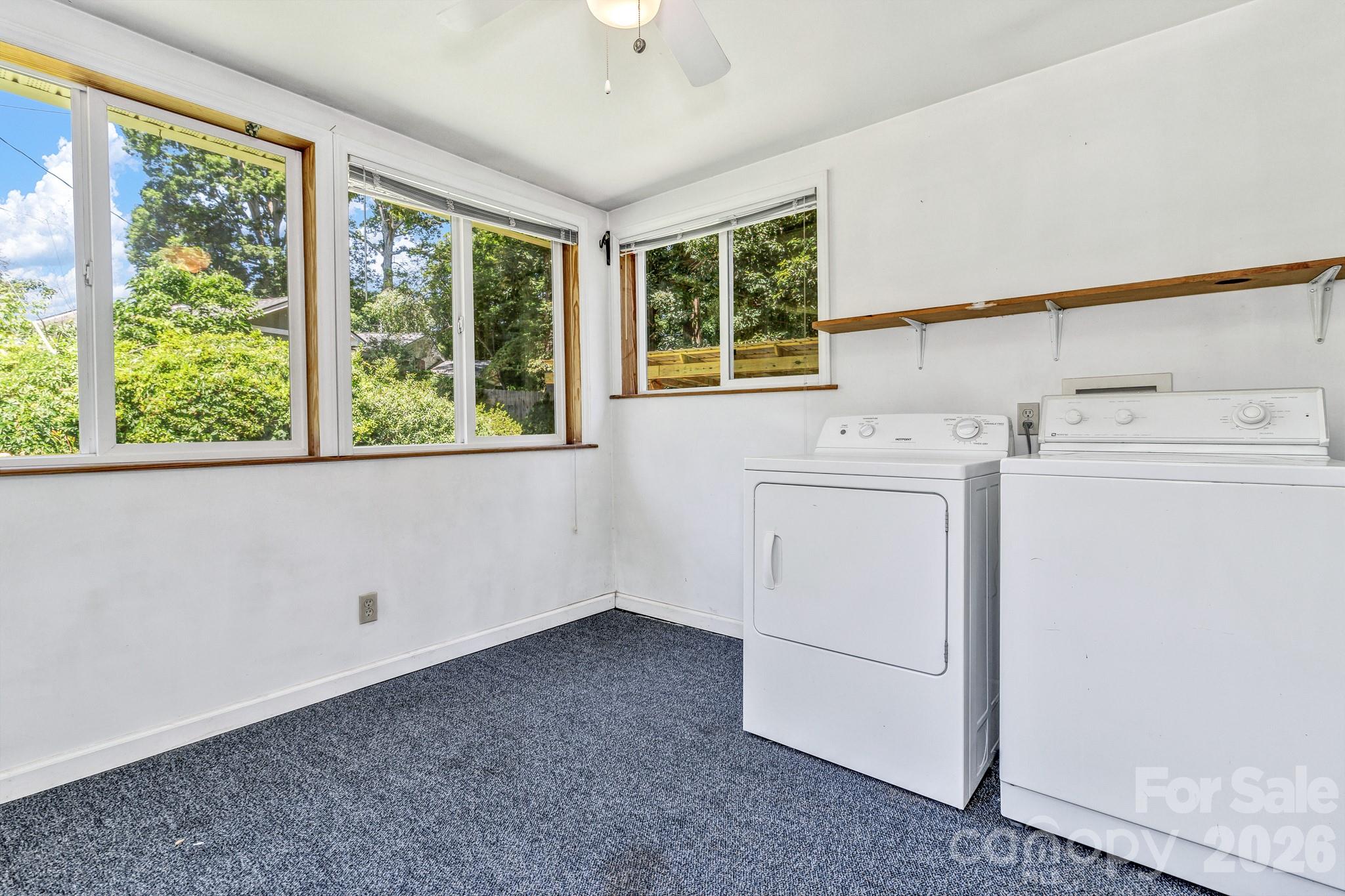 907 W Blue Ridge Road — East Flat Rock