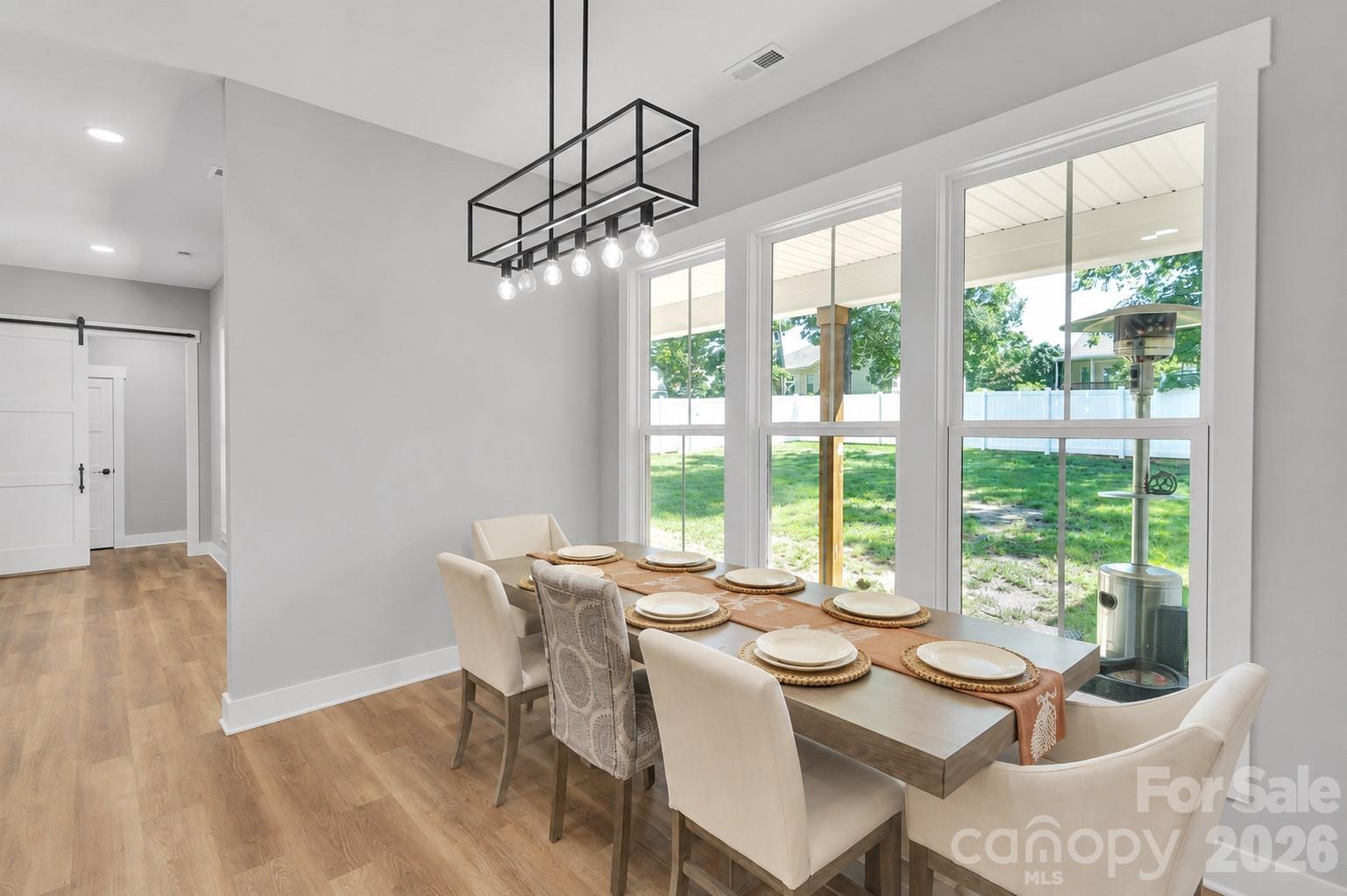 2754 Emperor Street — Claremont