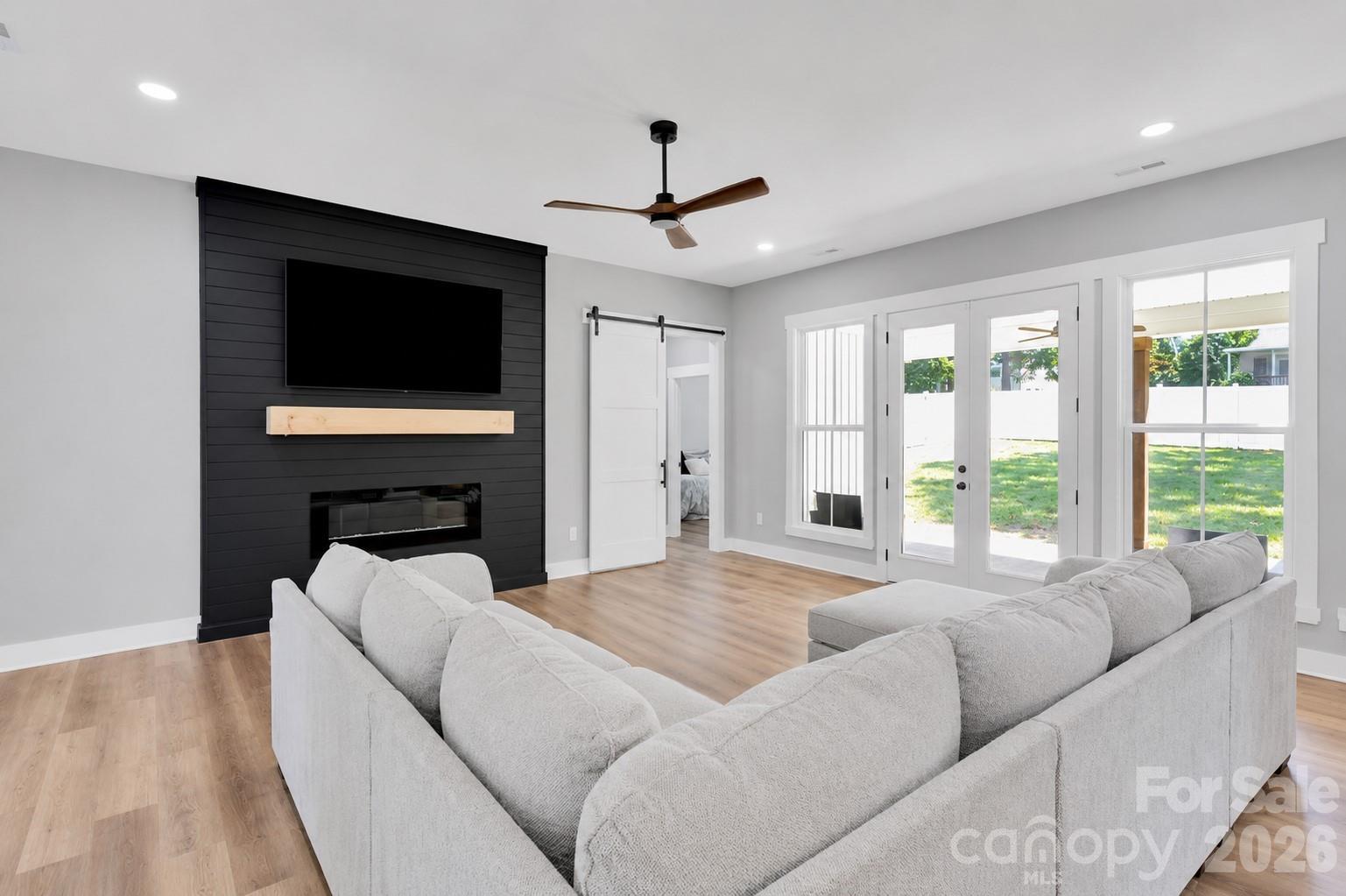 2754 Emperor Street — Claremont