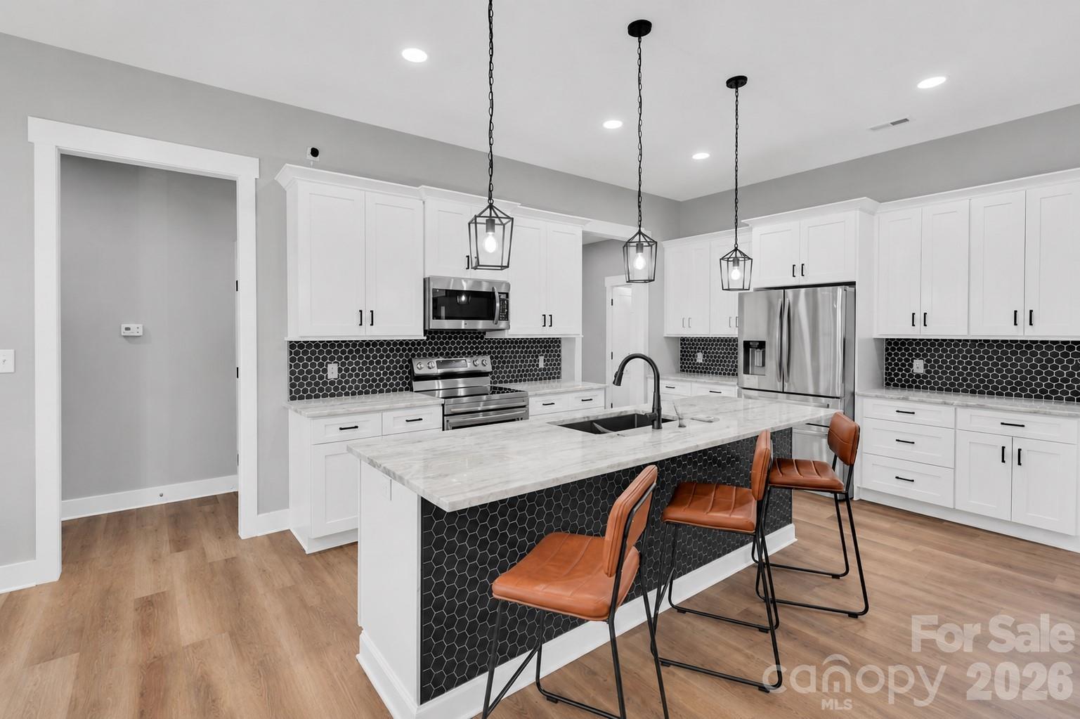 2754 Emperor Street — Claremont