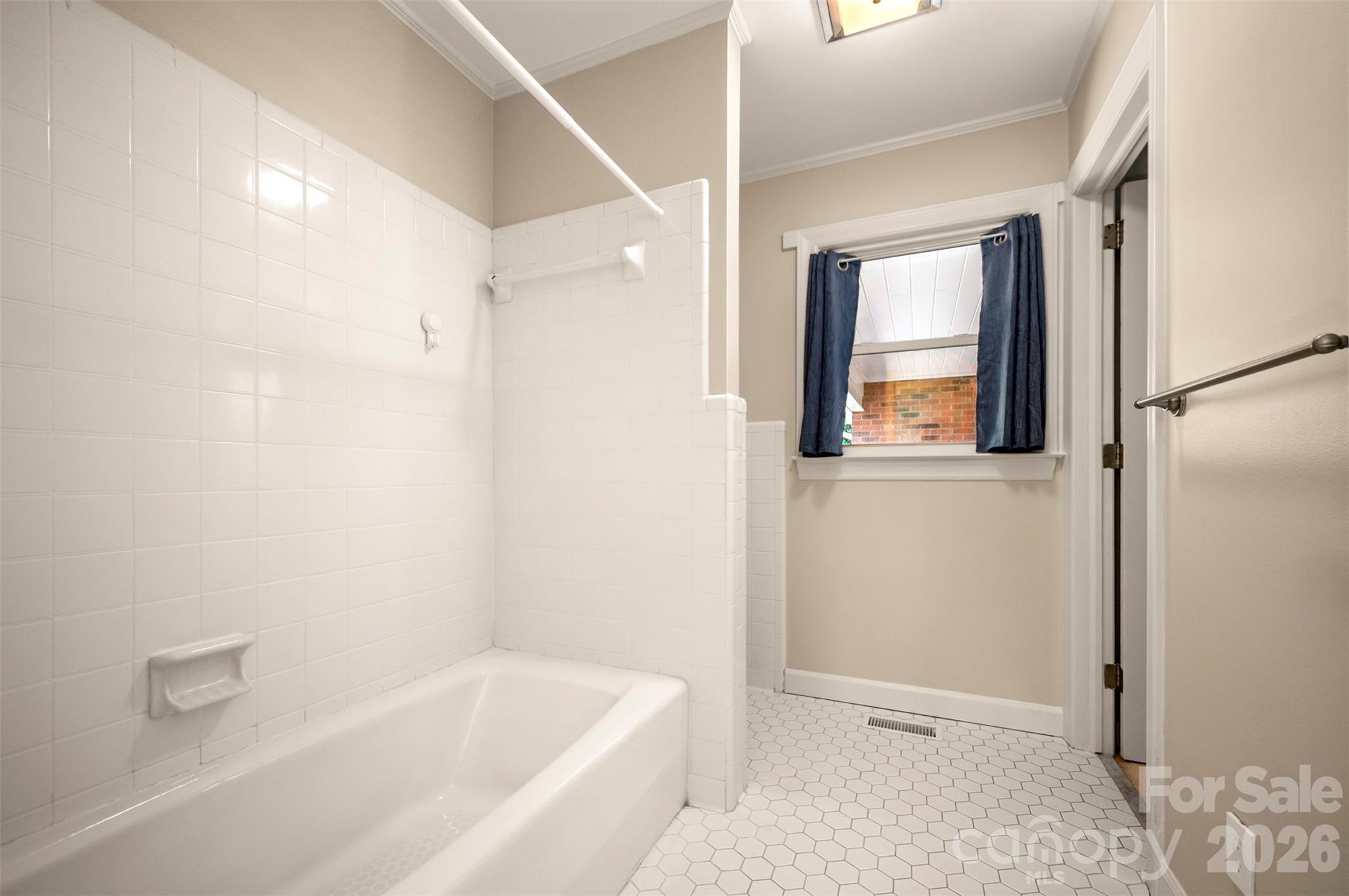271 McCall Drive — Forest City