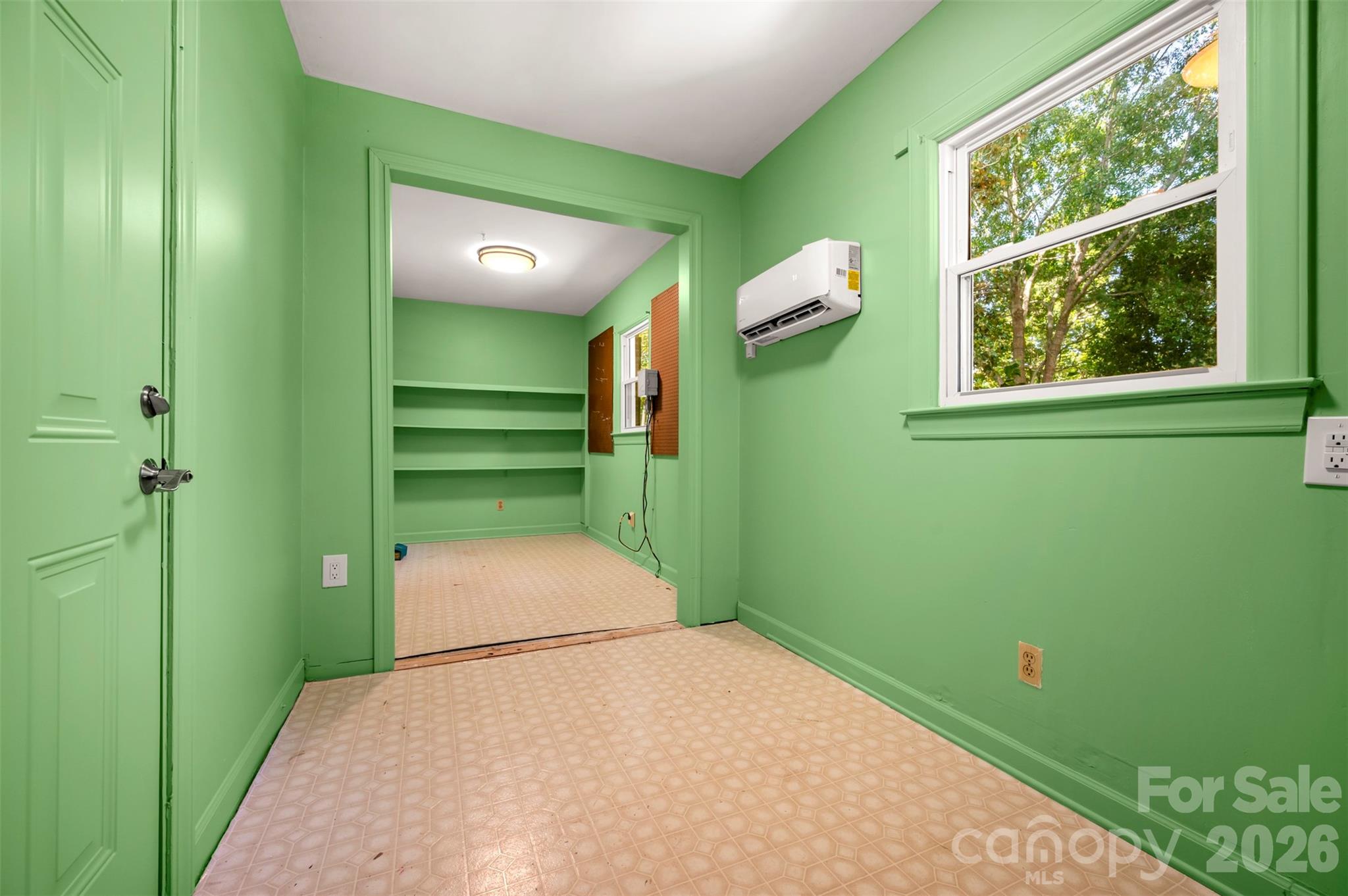271 McCall Drive — Forest City