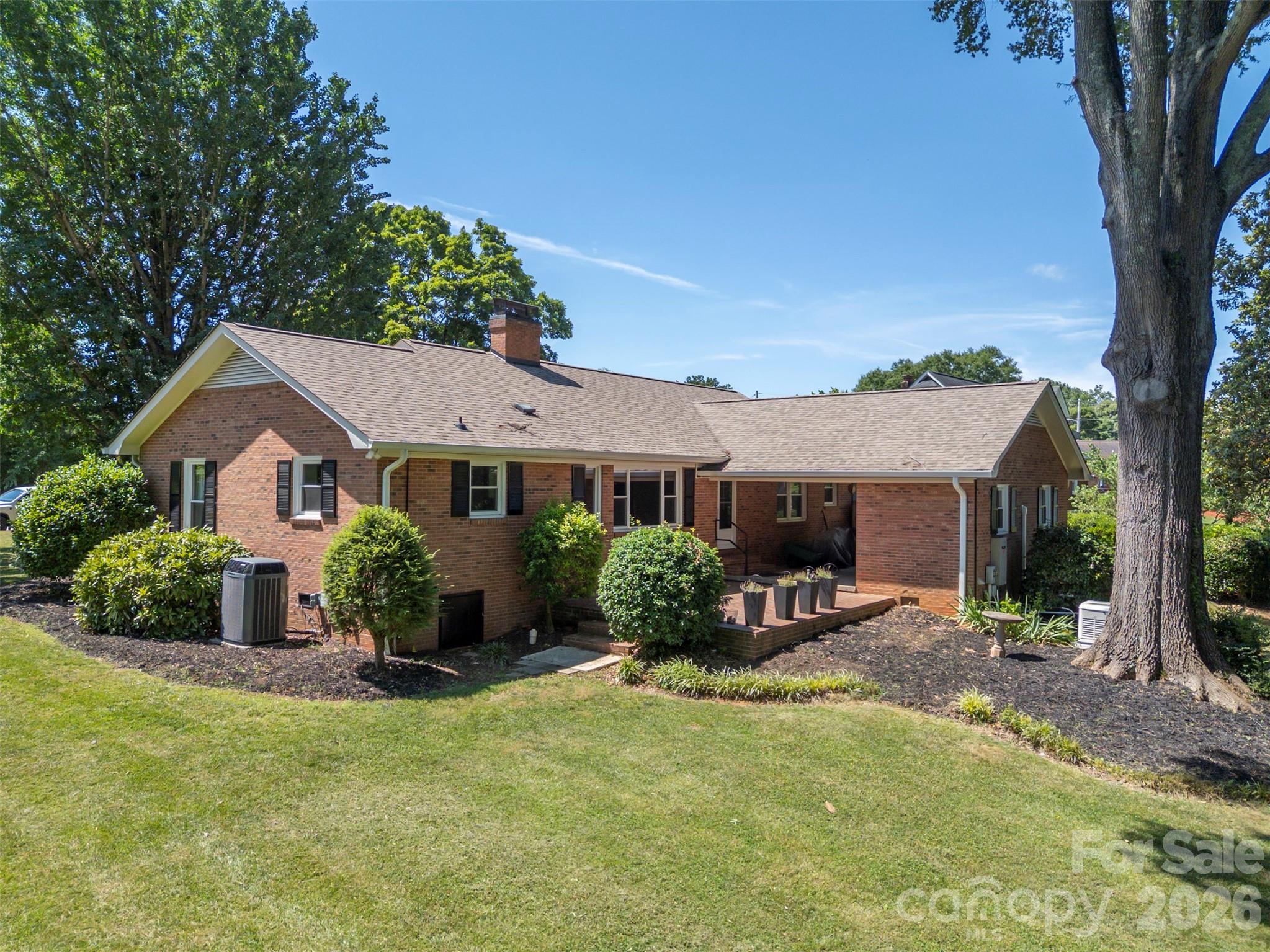 271 McCall Drive — Forest City