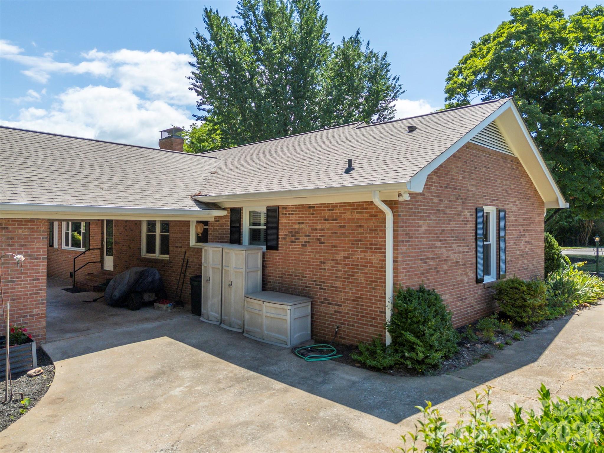 271 McCall Drive — Forest City