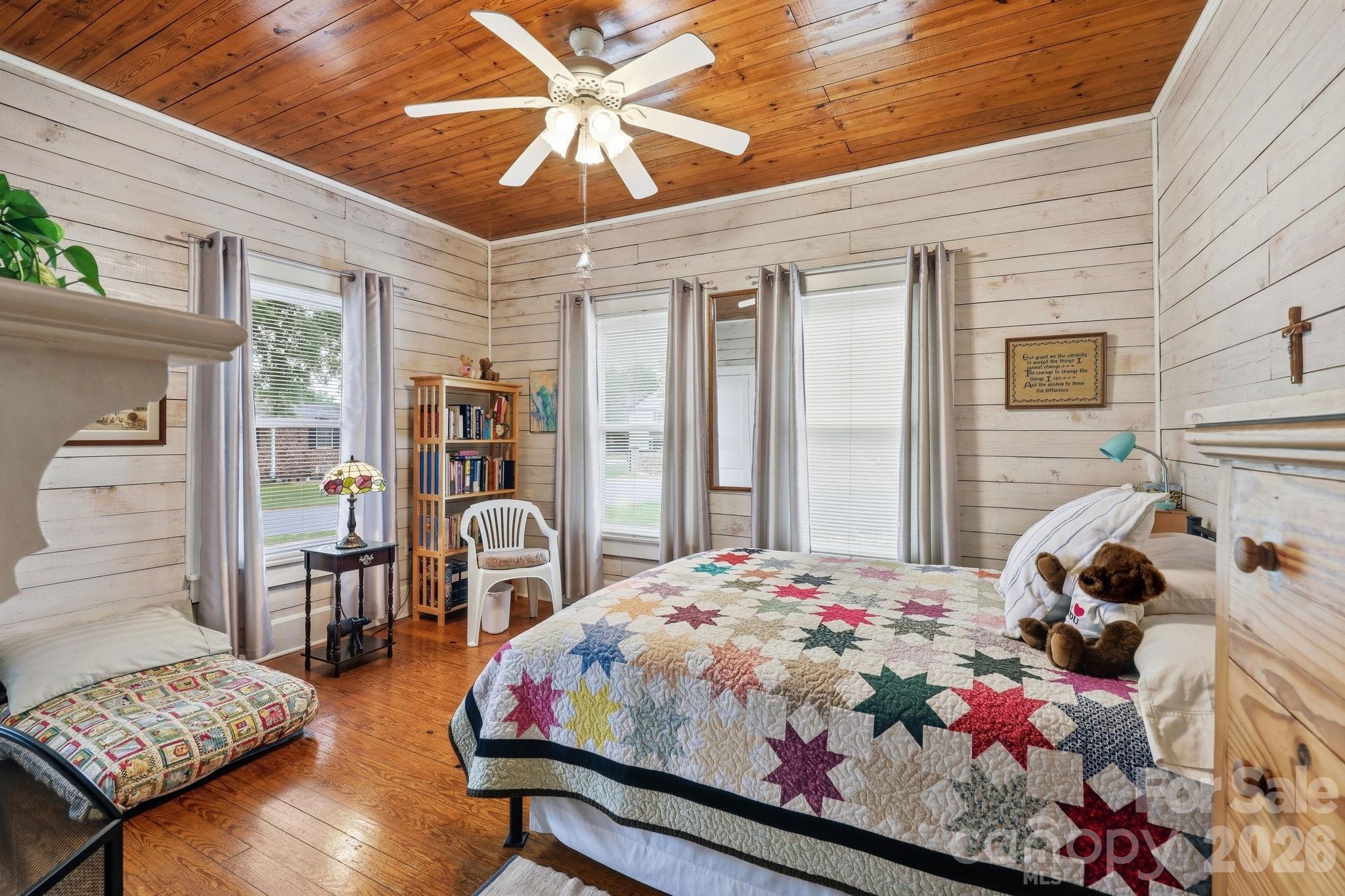 144 E Park Road — Ellenboro
