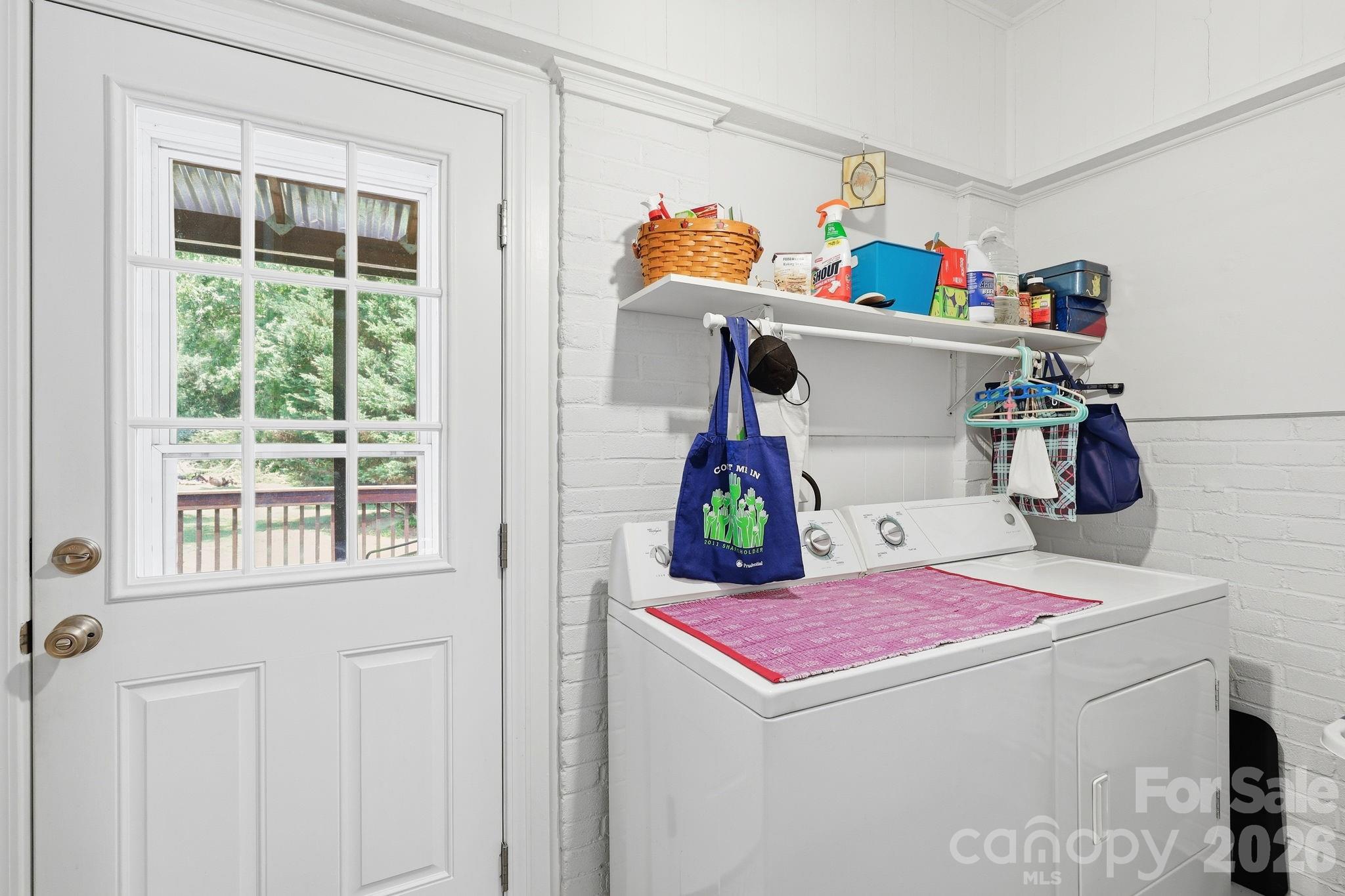 144 E Park Road — Ellenboro