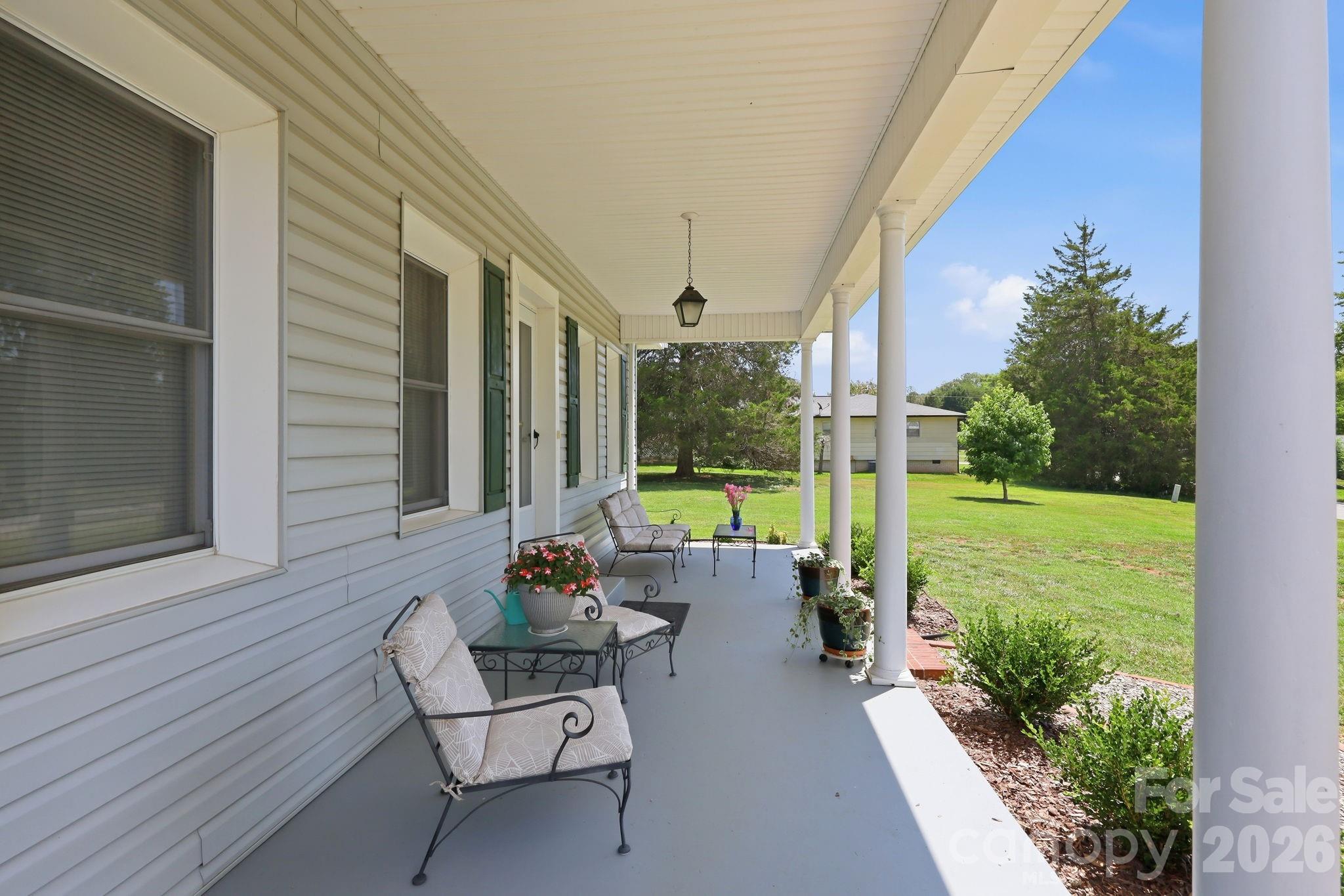 144 E Park Road — Ellenboro