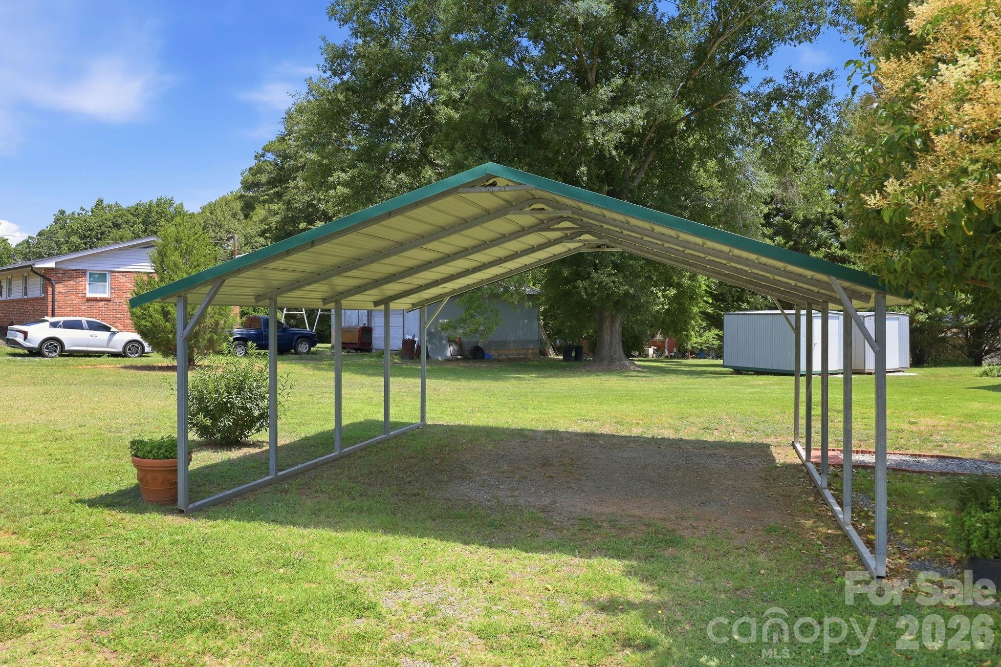 144 E Park Road — Ellenboro