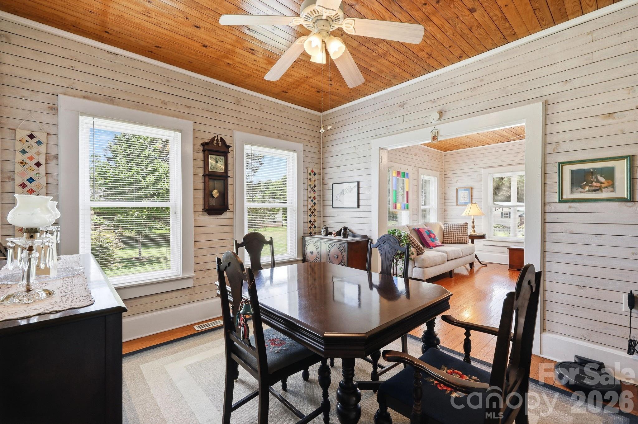 144 E Park Road — Ellenboro