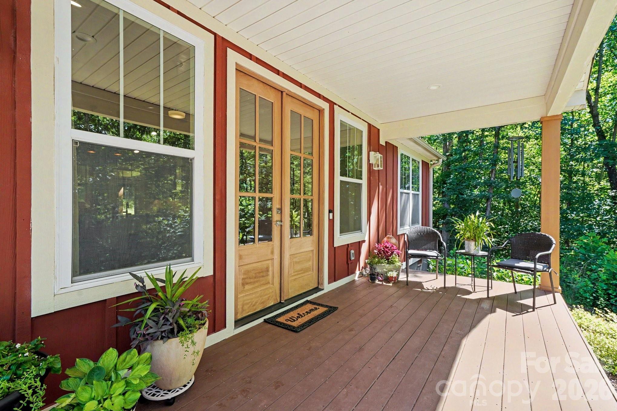 1241 Hayes Road — Columbus