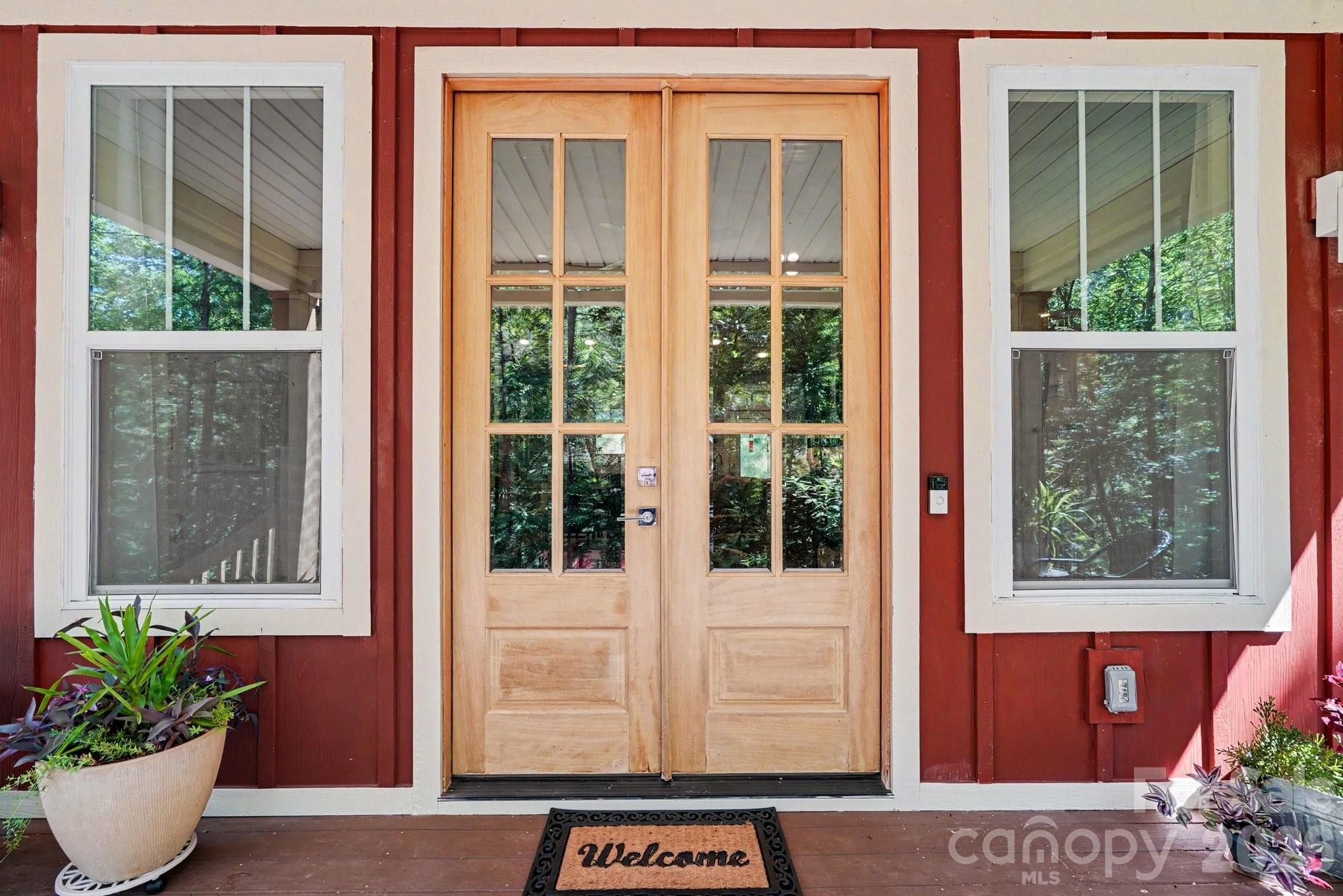 1241 Hayes Road — Columbus