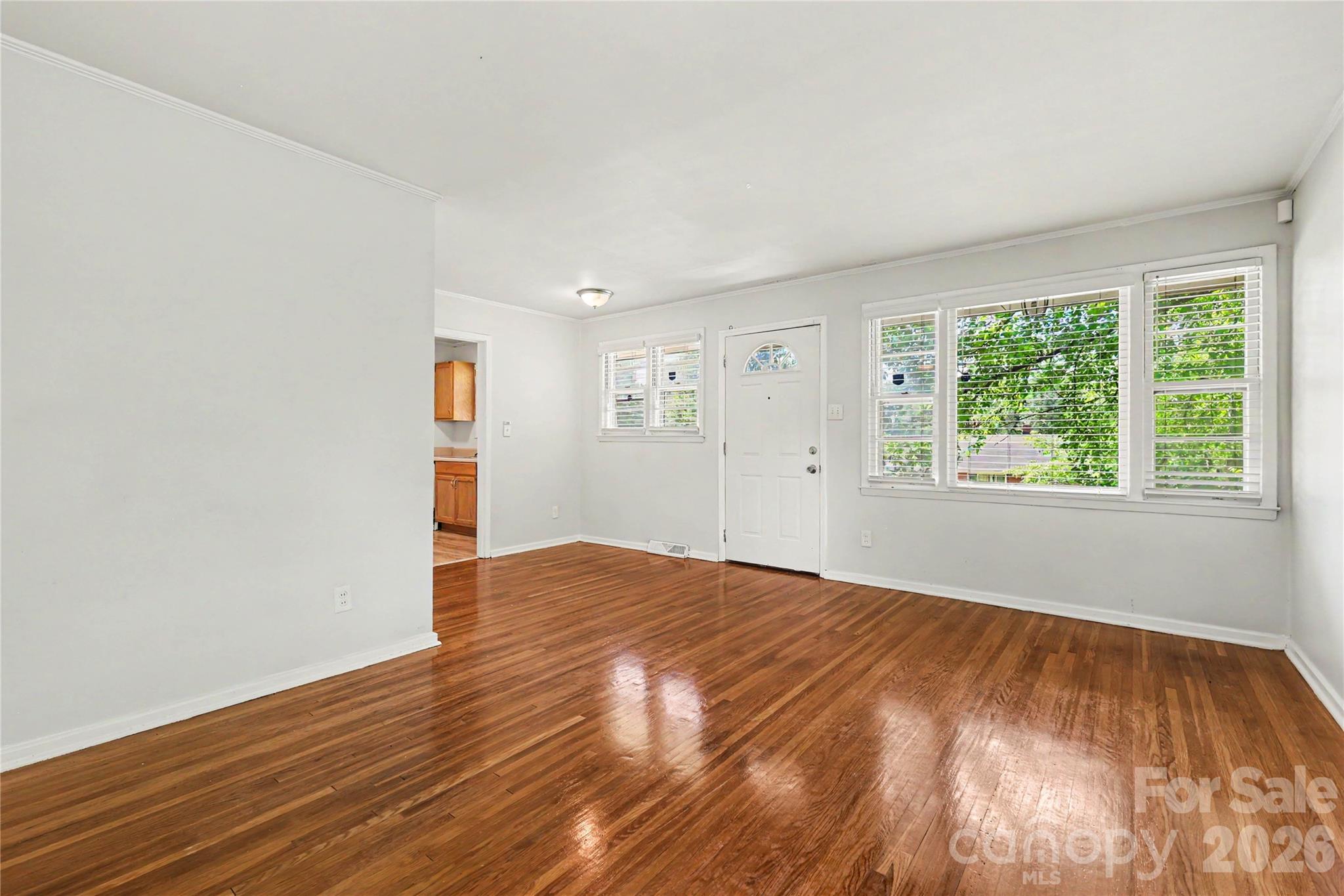2000 Russell Avenue — Charlotte
