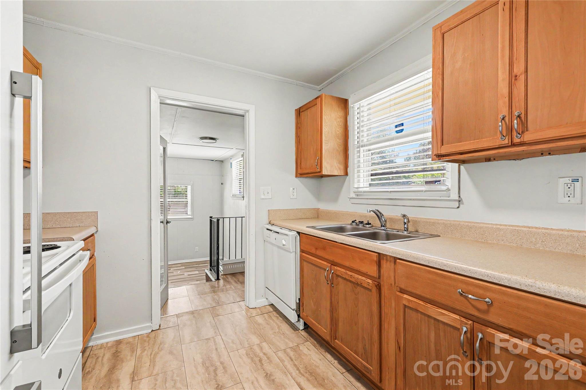 2000 Russell Avenue — Charlotte
