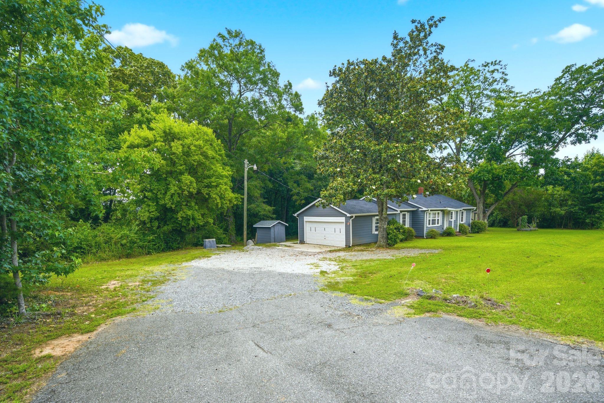 2190 Dobys Bridge Road — Fort Mill