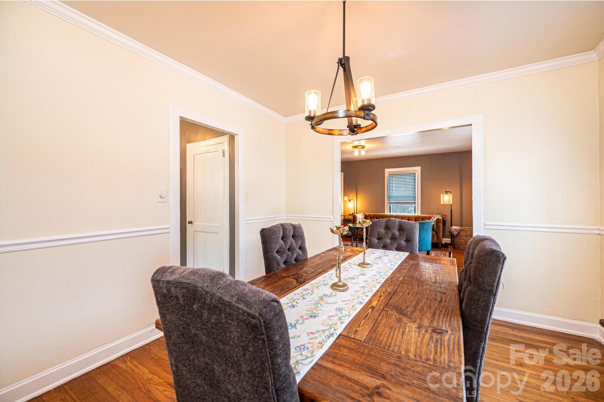 1240 12th Street Place NW — Hickory
