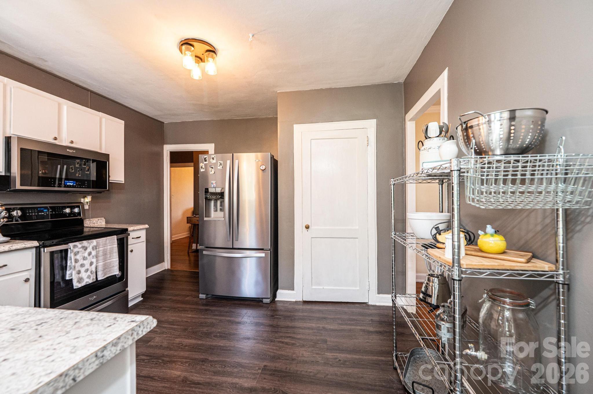 1240 12th Street Place NW — Hickory
