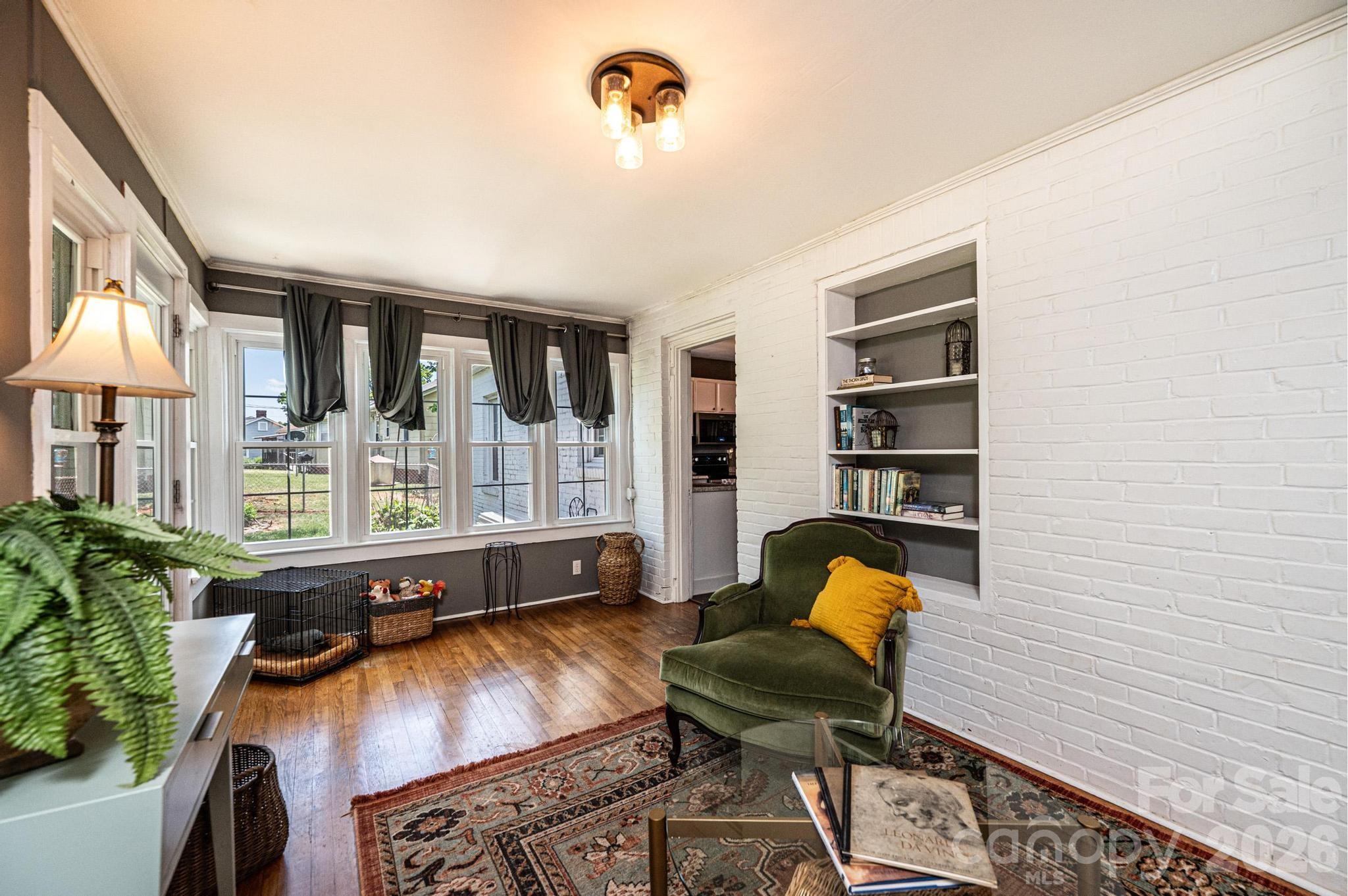1240 12th Street Place NW — Hickory