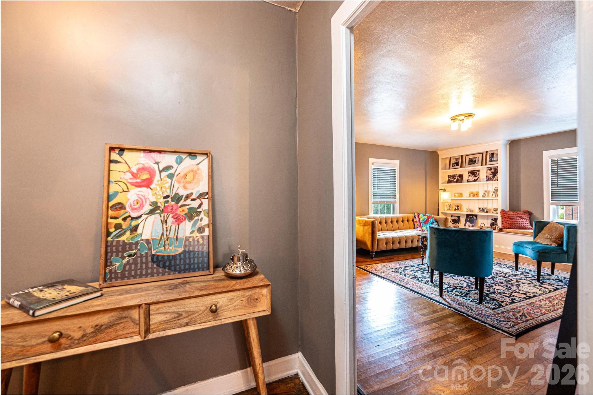 1240 12th Street Place NW — Hickory