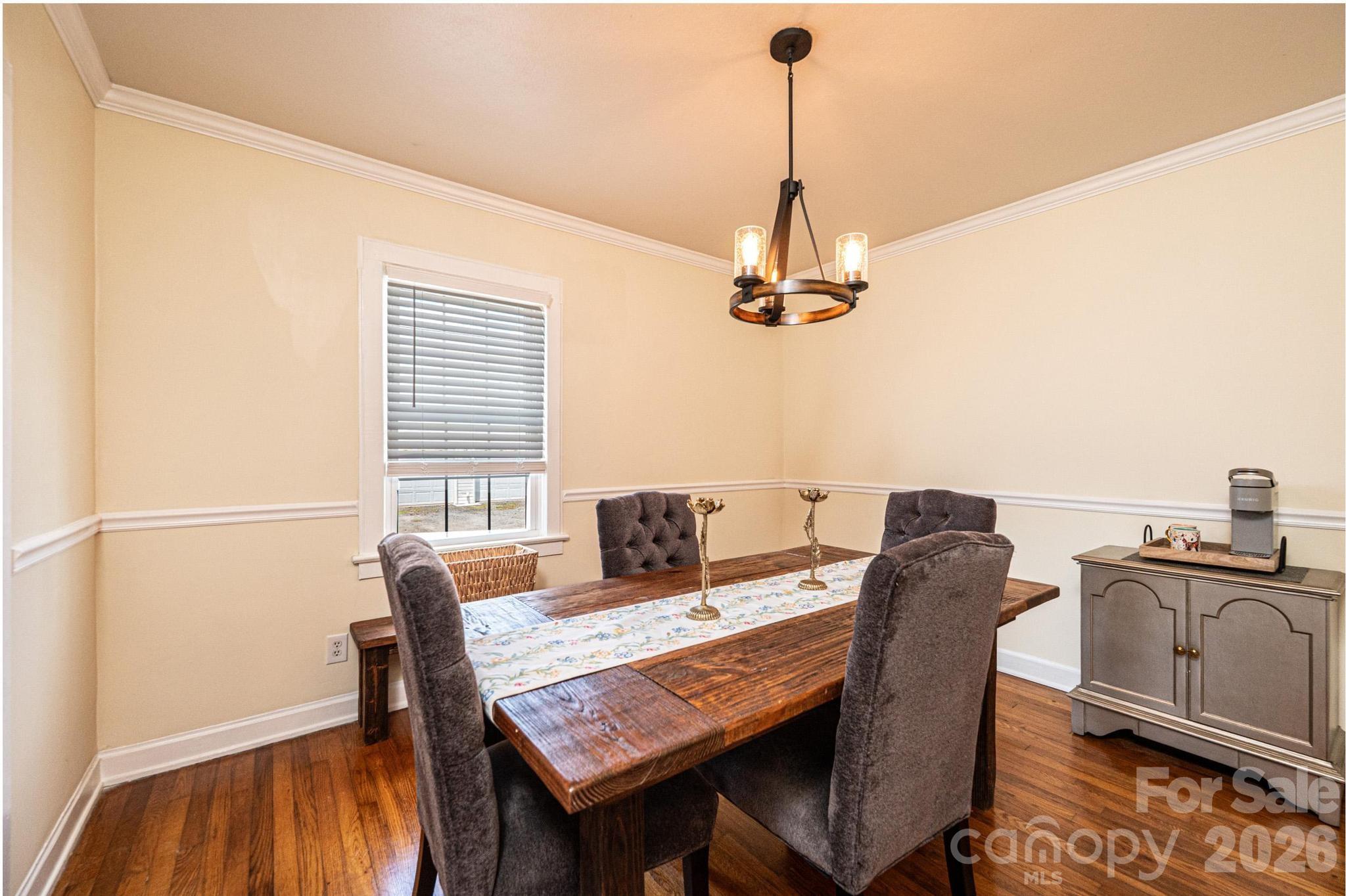 1240 12th Street Place NW — Hickory