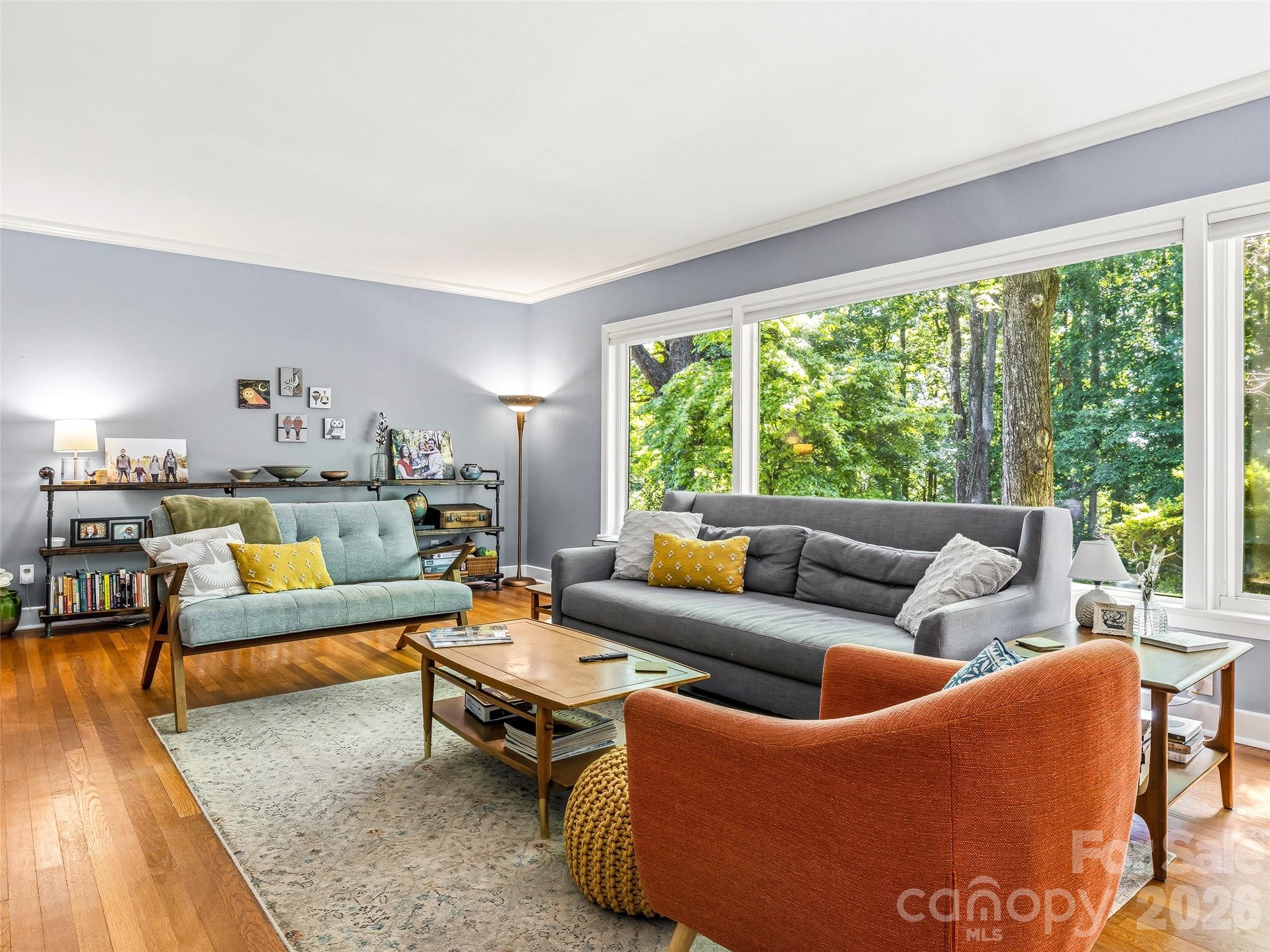 106 Skyway Drive — Hendersonville