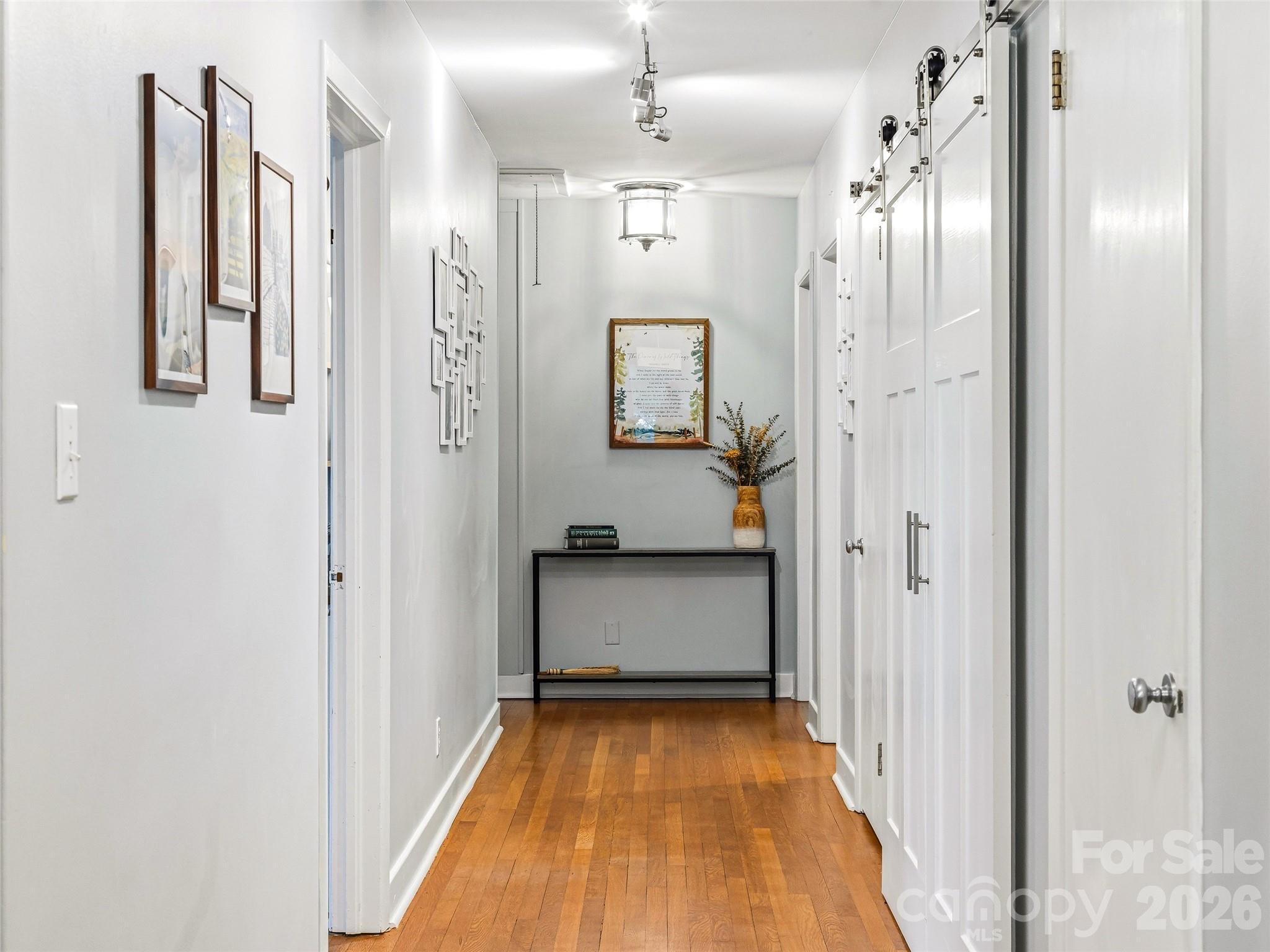 106 Skyway Drive — Hendersonville