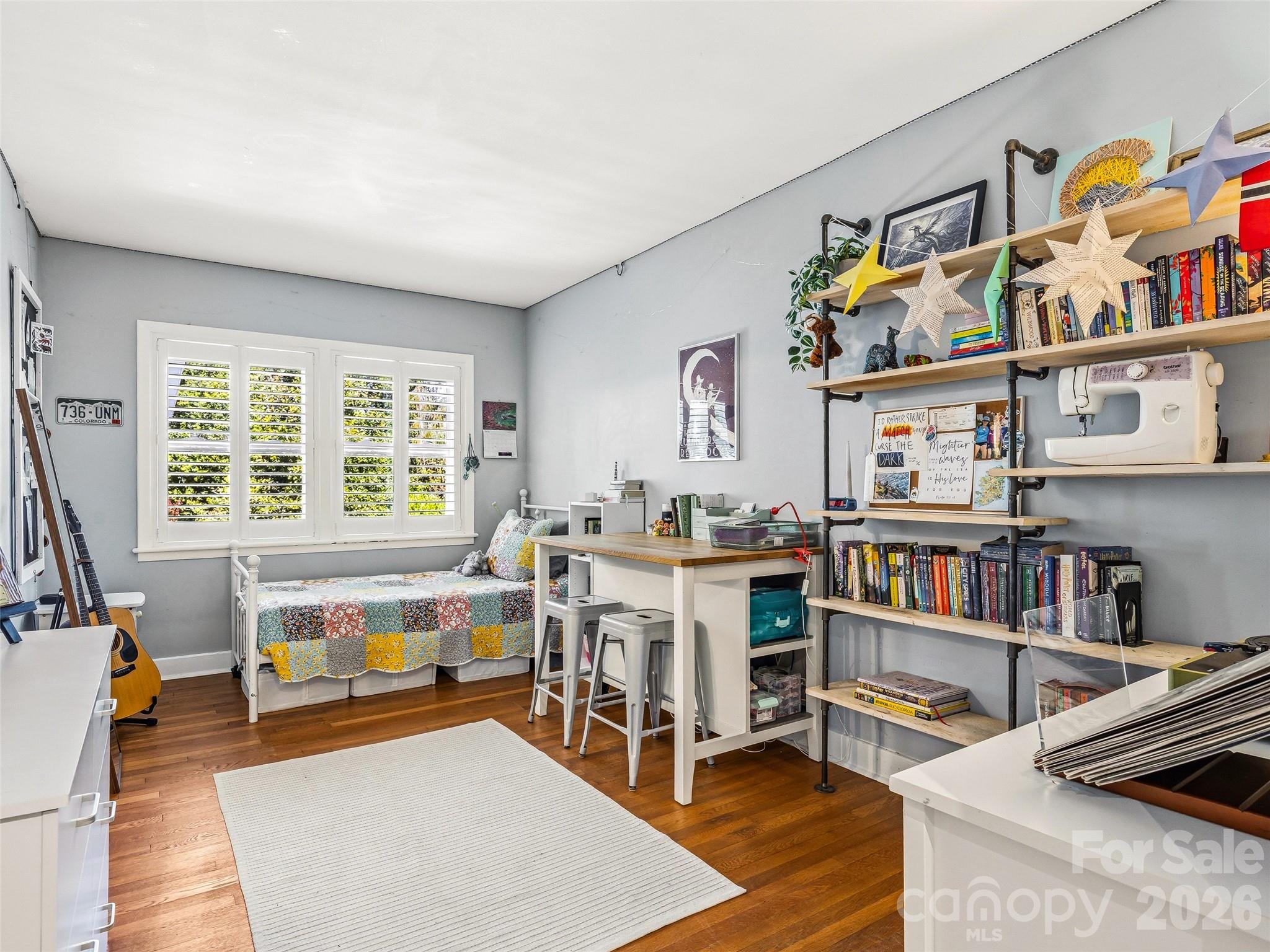 106 Skyway Drive — Hendersonville