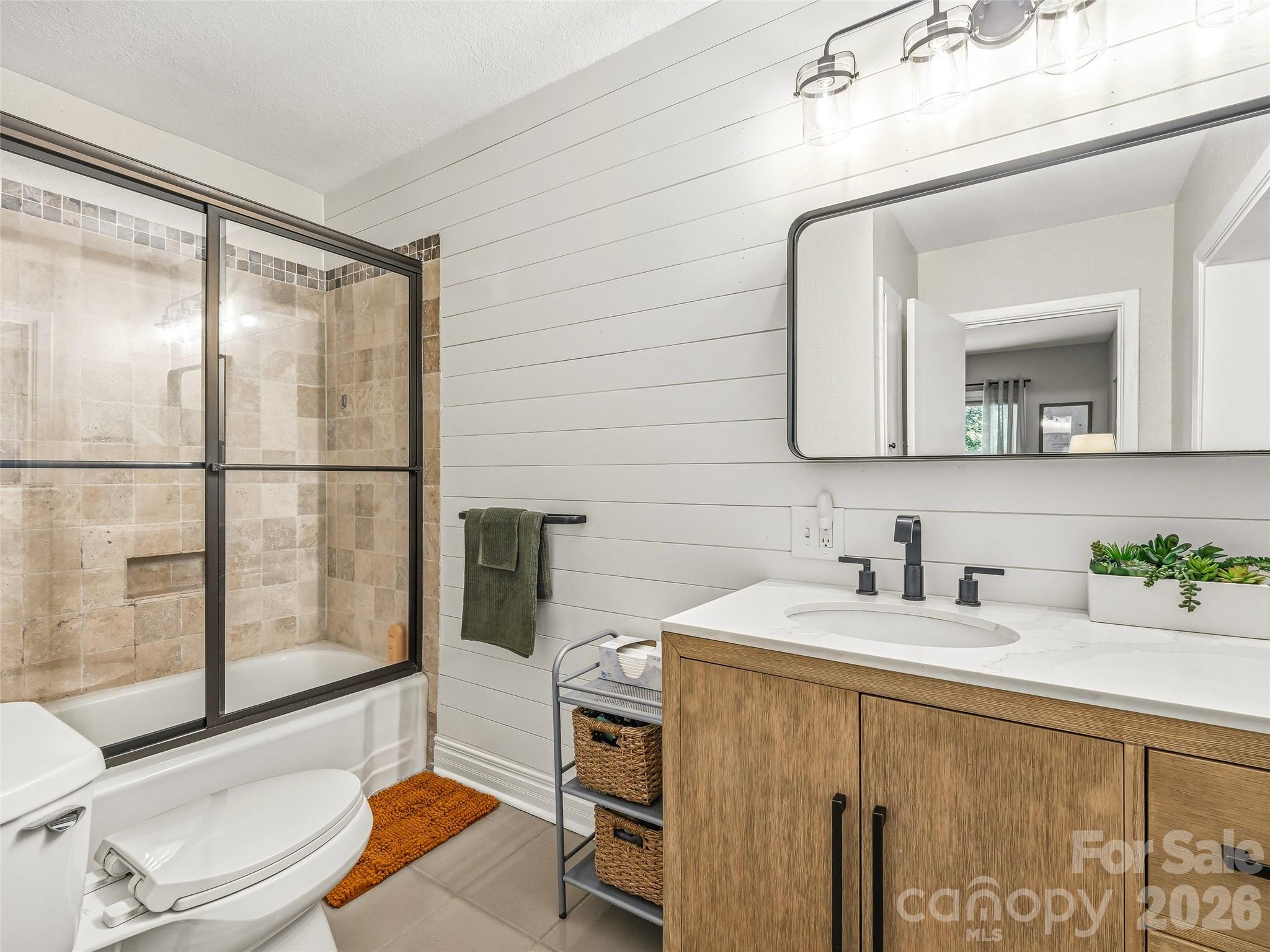 106 Skyway Drive — Hendersonville