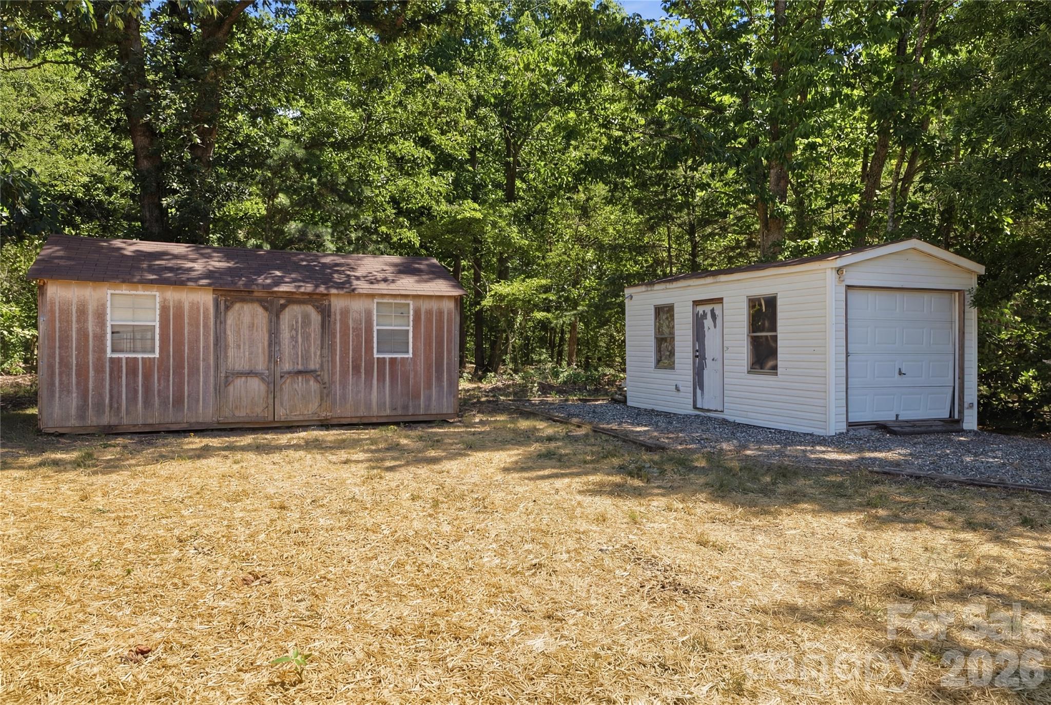 3940 Teaberry Lane — Newton