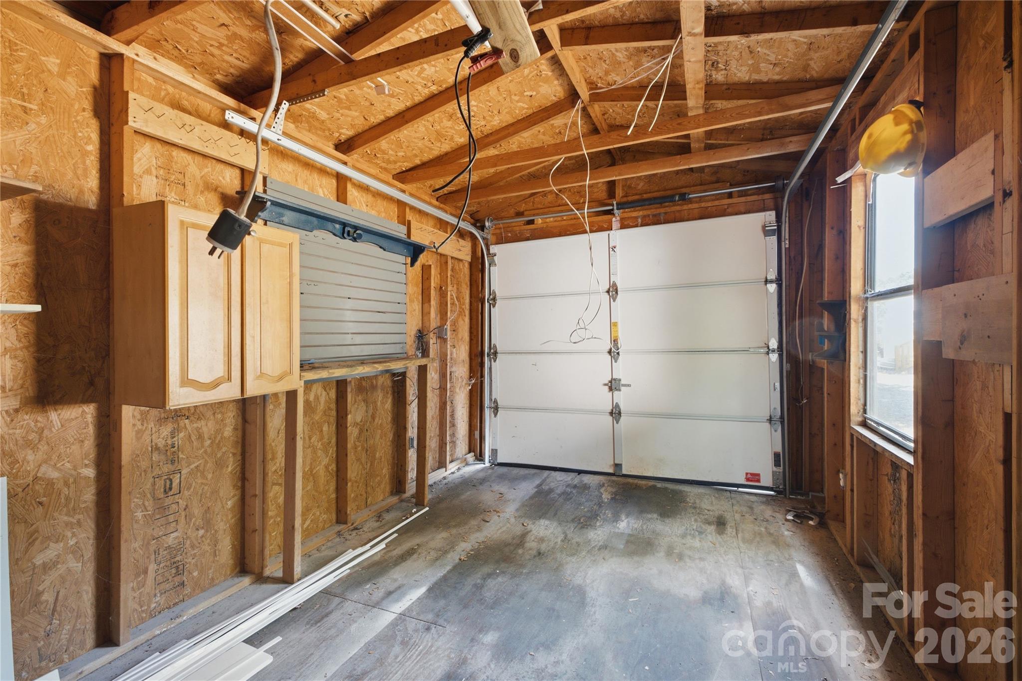 3940 Teaberry Lane — Newton