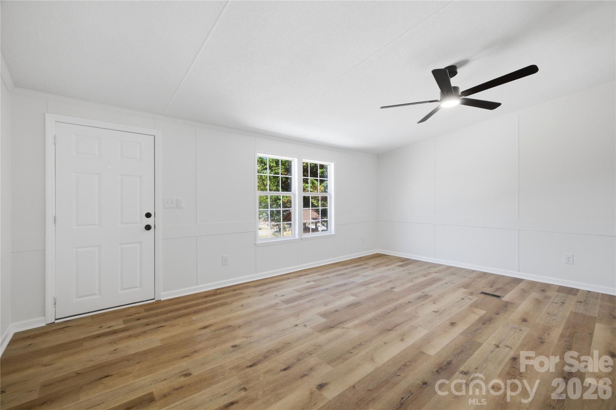 3940 Teaberry Lane — Newton