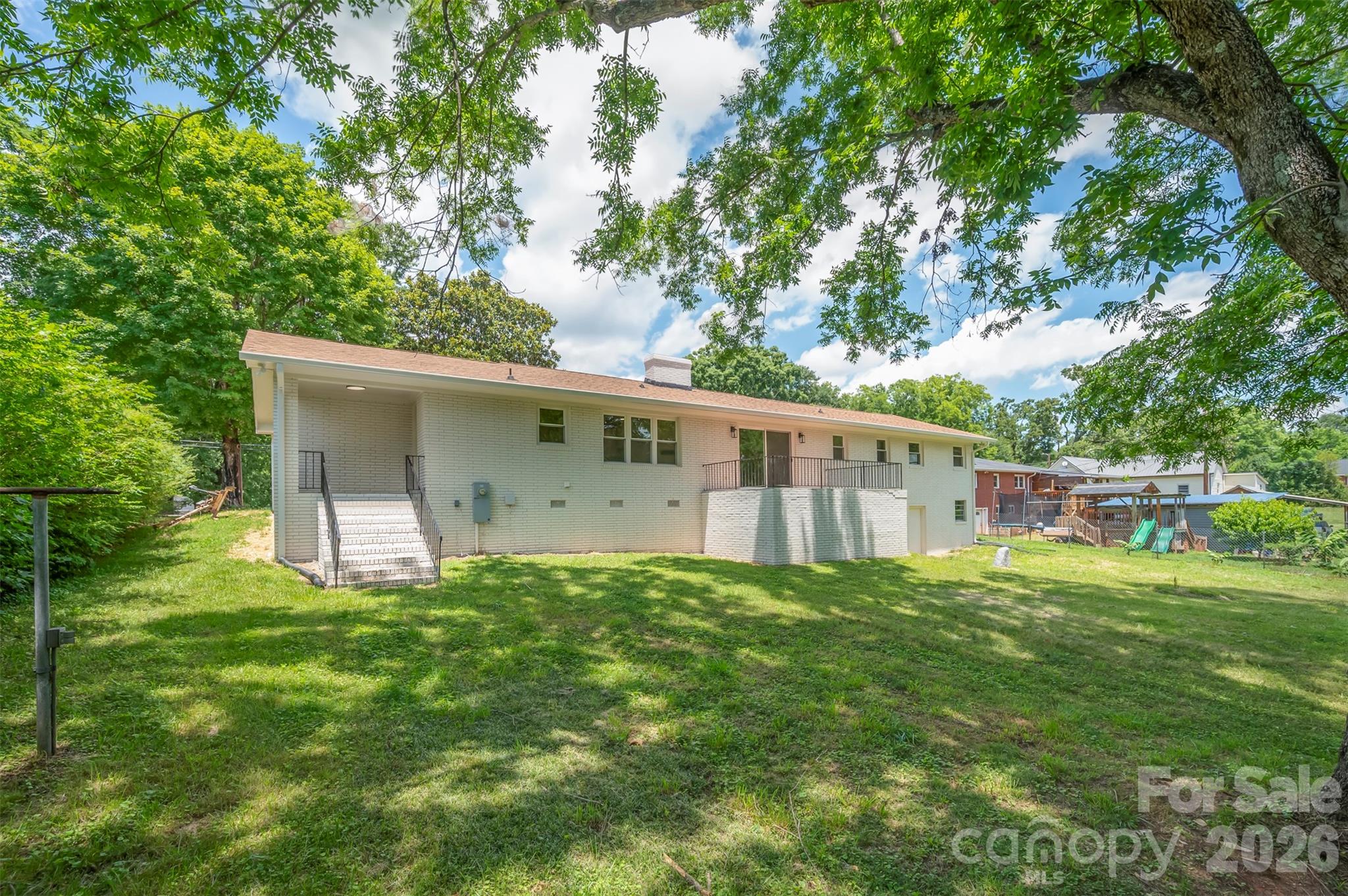 286 N Main Street — Mooresboro