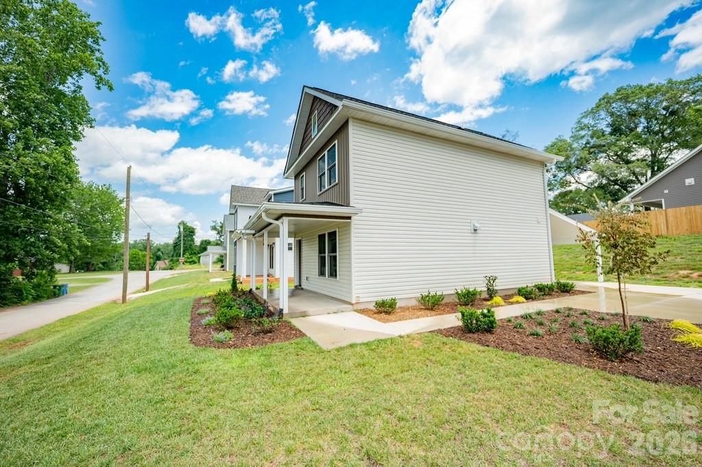 166 Illinois Street — Spindale