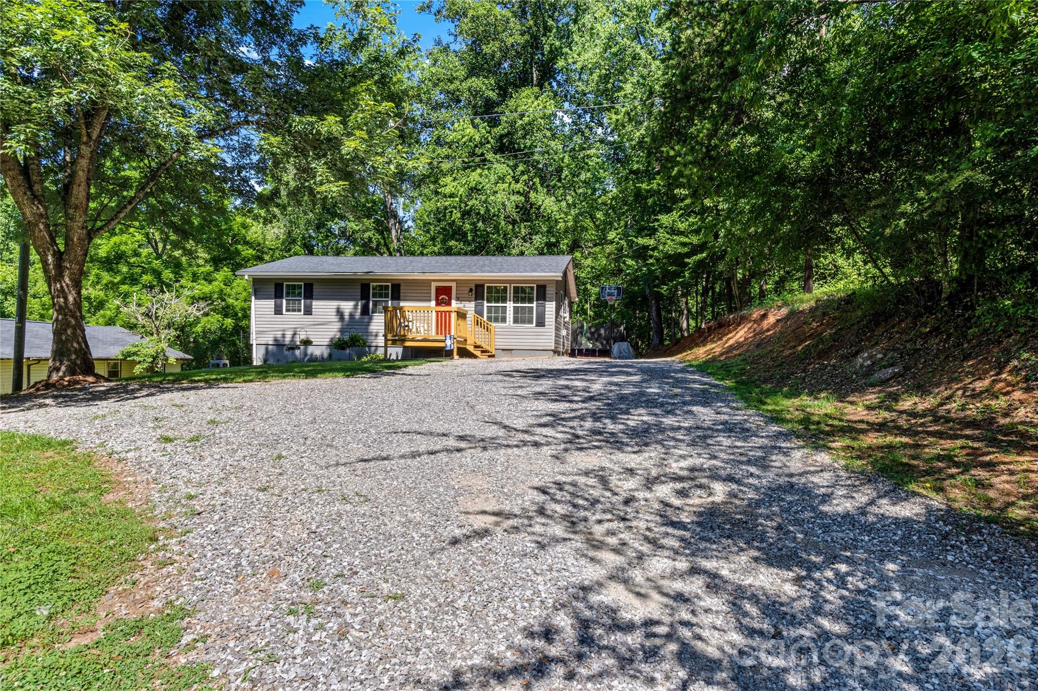 848 Huffman River Lane — Purlear