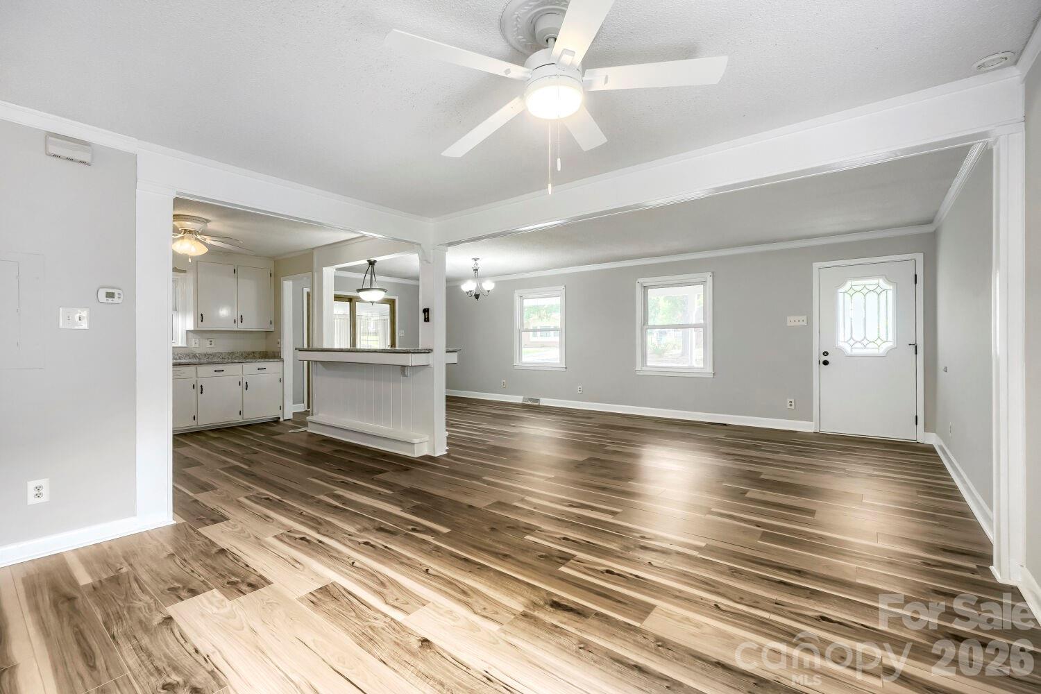 221 Eden Circle — Pineville