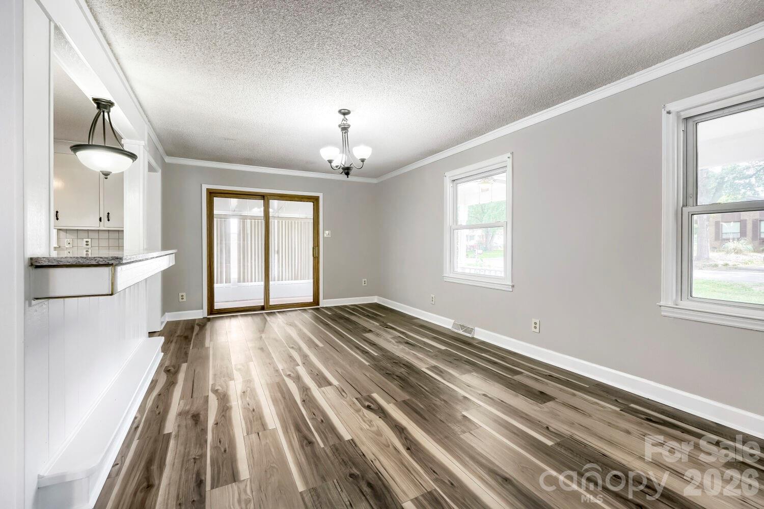 221 Eden Circle — Pineville