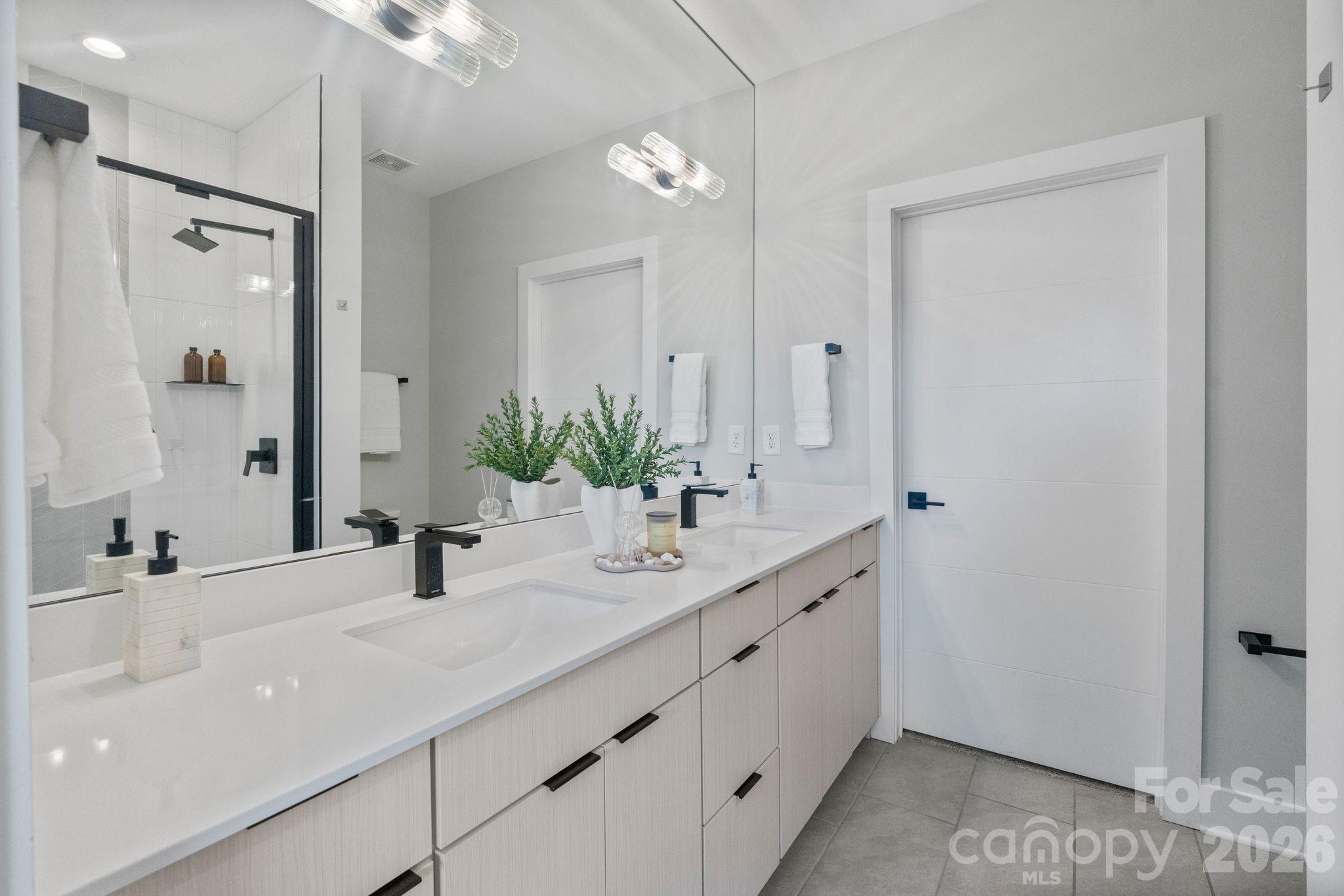 1218 Minter Place — Charlotte