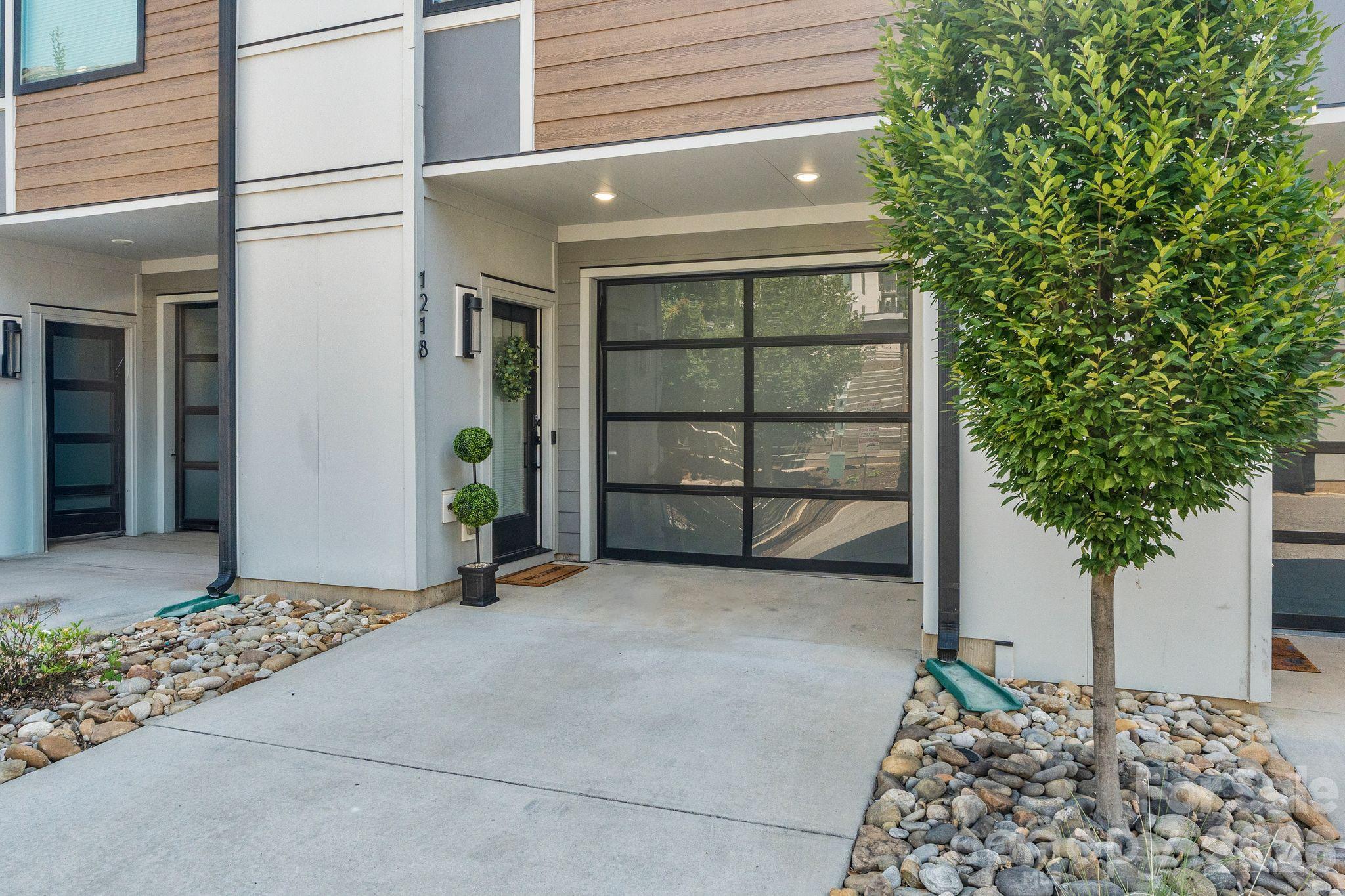 1218 Minter Place — Charlotte