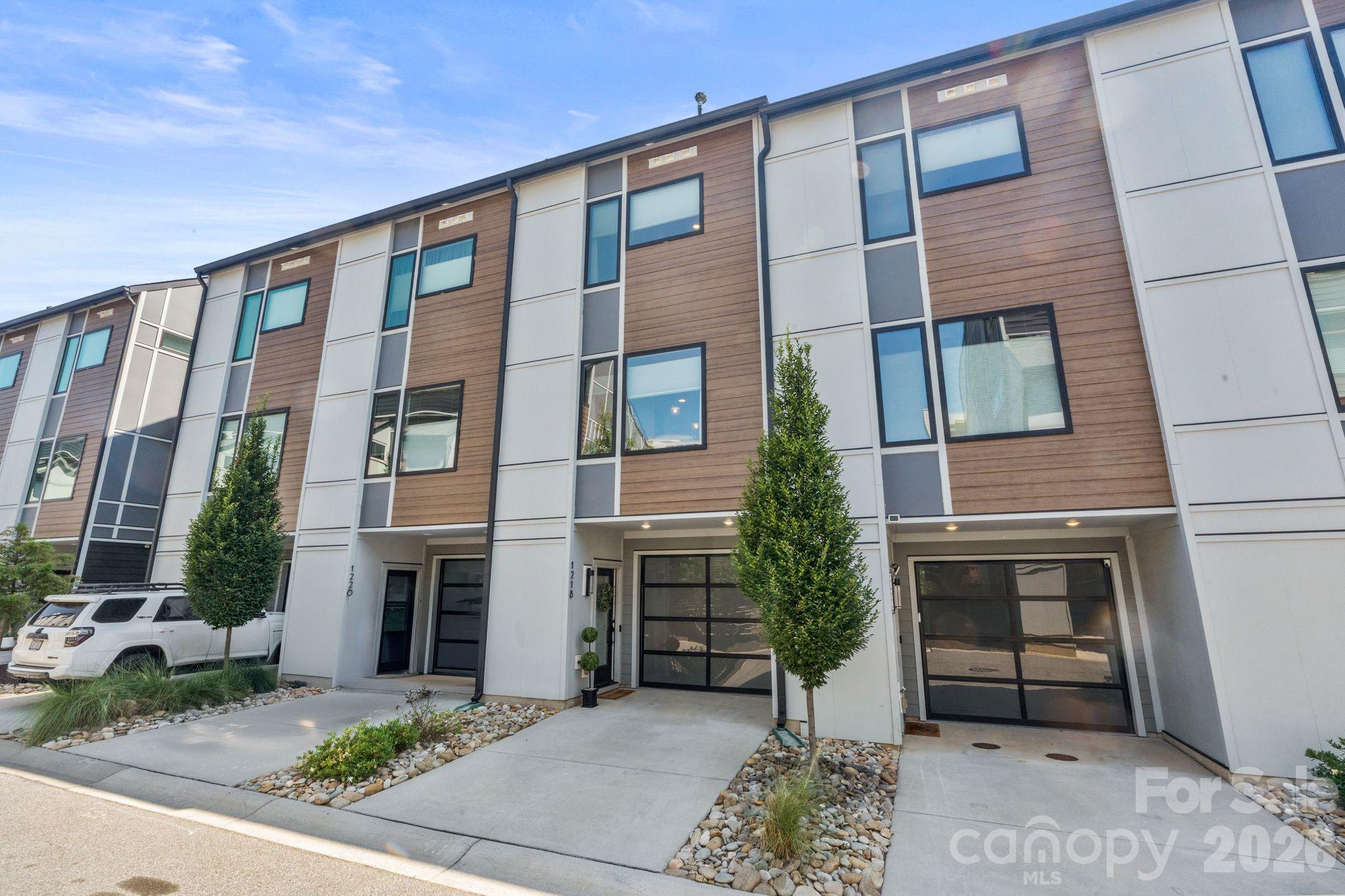 1218 Minter Place — Charlotte