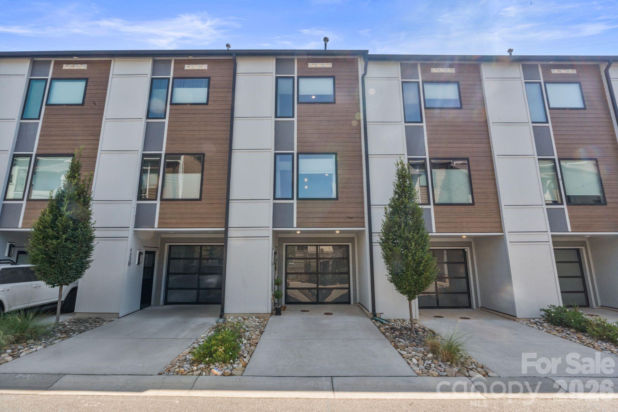 1218 Minter Place — Charlotte